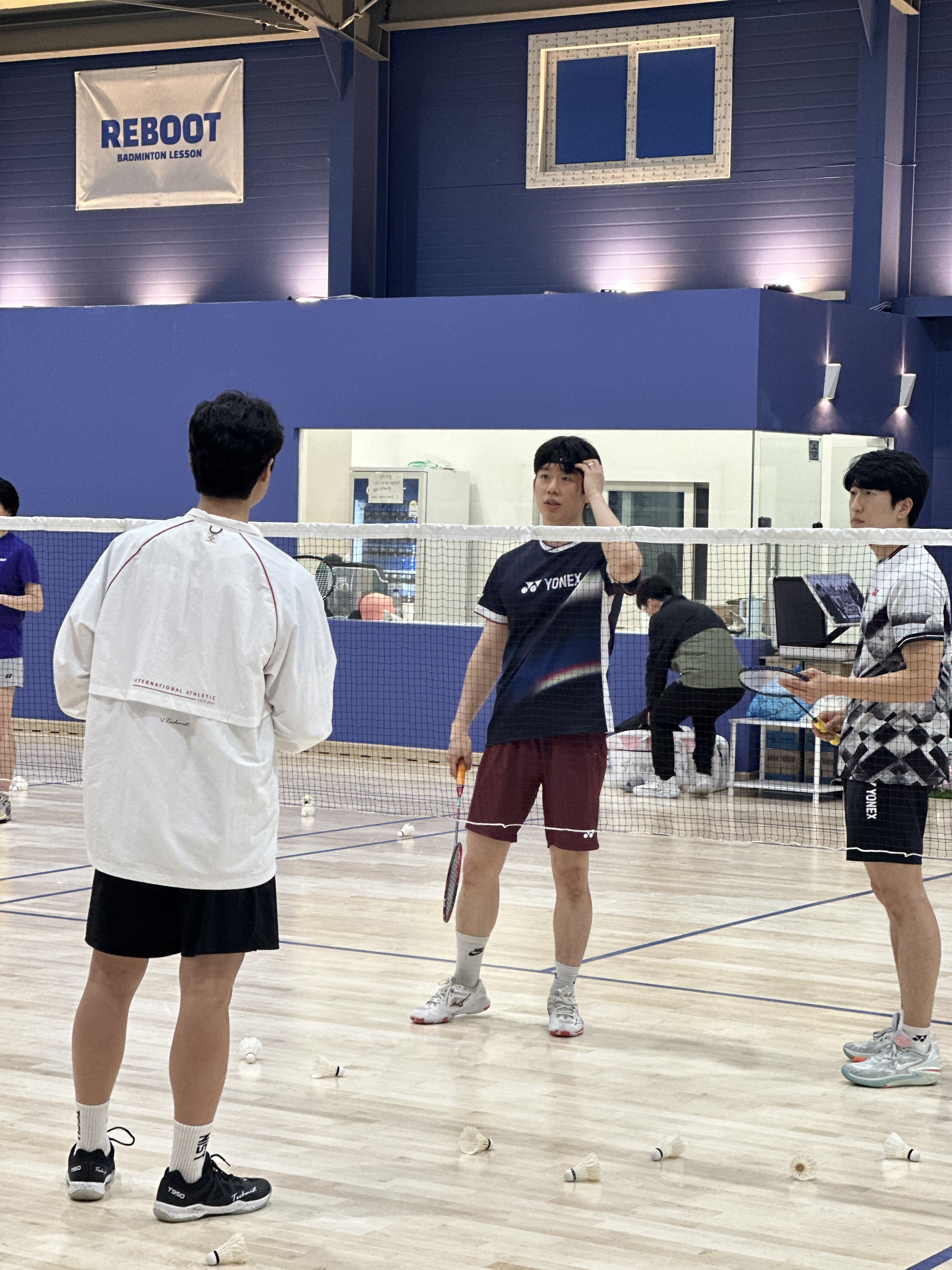 리부트배드민턴센터&샵 사진 1