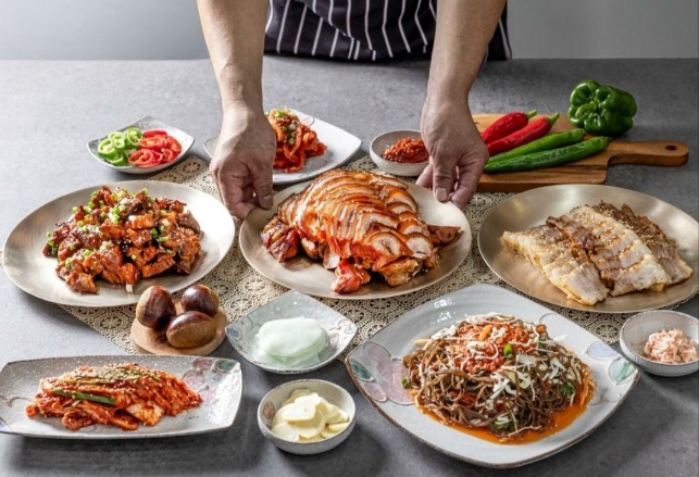 백가돈족 봉동삼봉지구둔산리본점