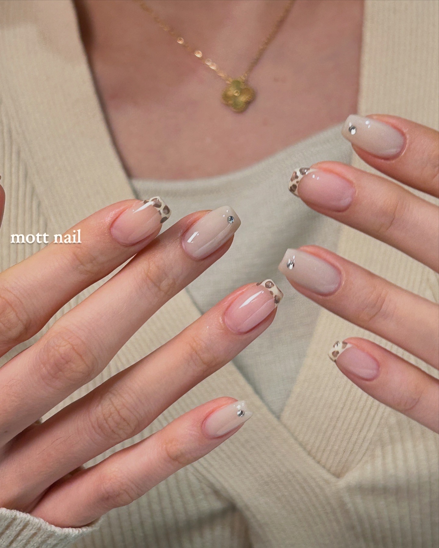 모뜨네일 대표 이미지