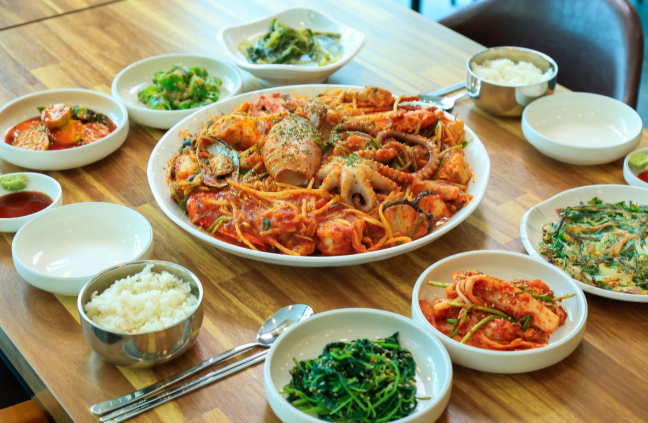 아구듬뿍앤알곤마니삼천포점