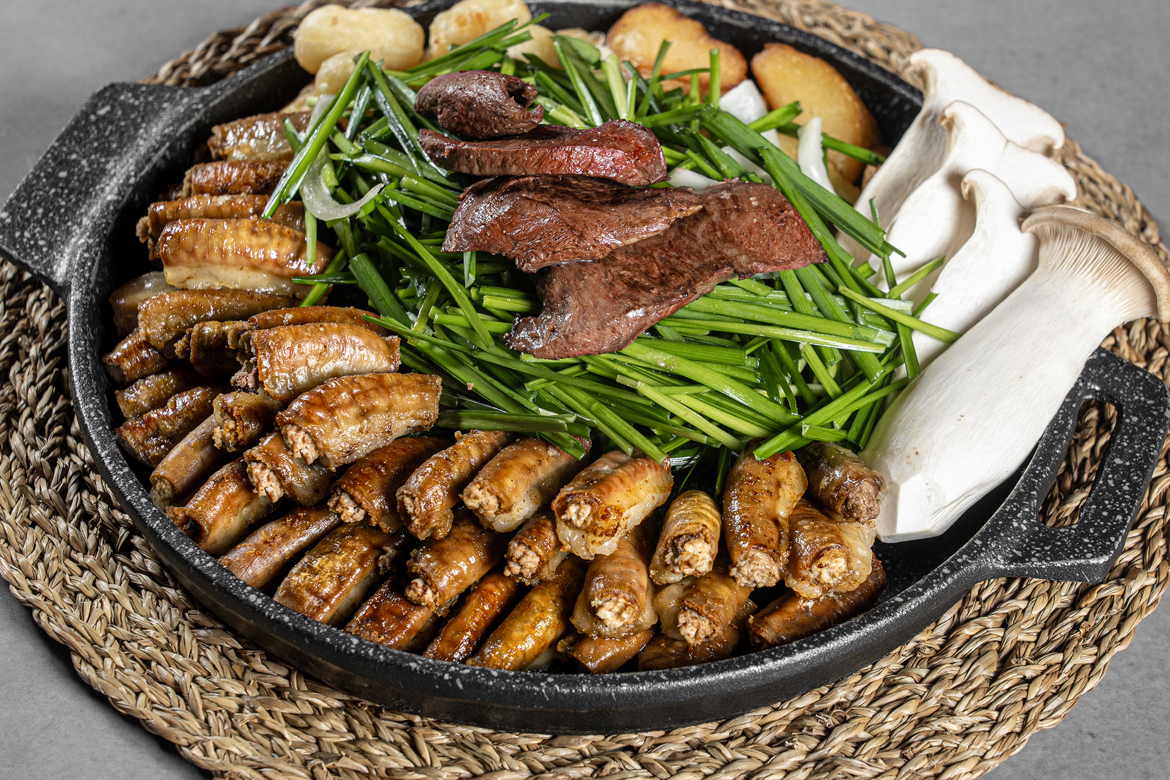 Grilled Handmade Korean Beef Tripe with Garlic (250g)