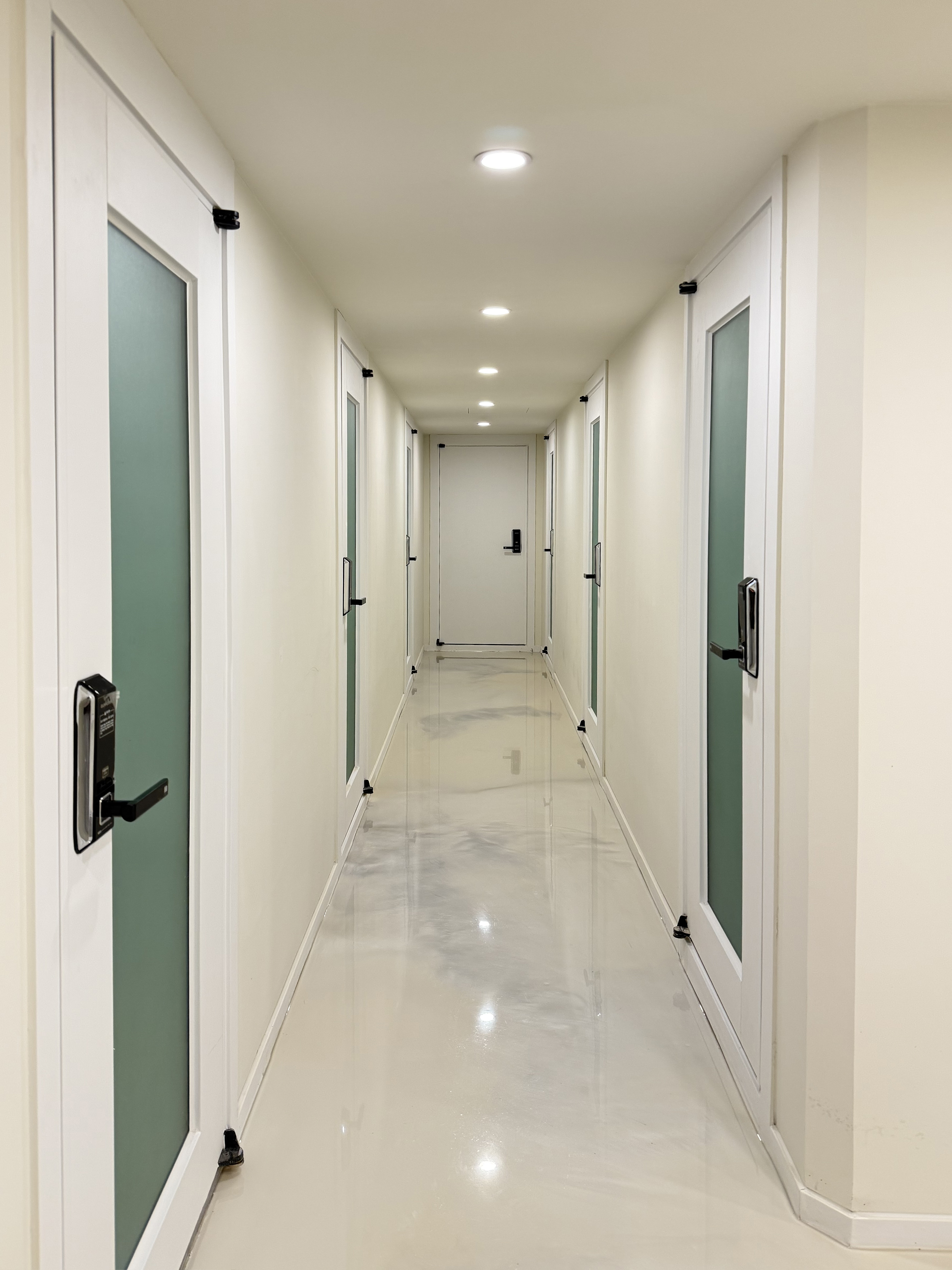 3번째 스튜디오 사진