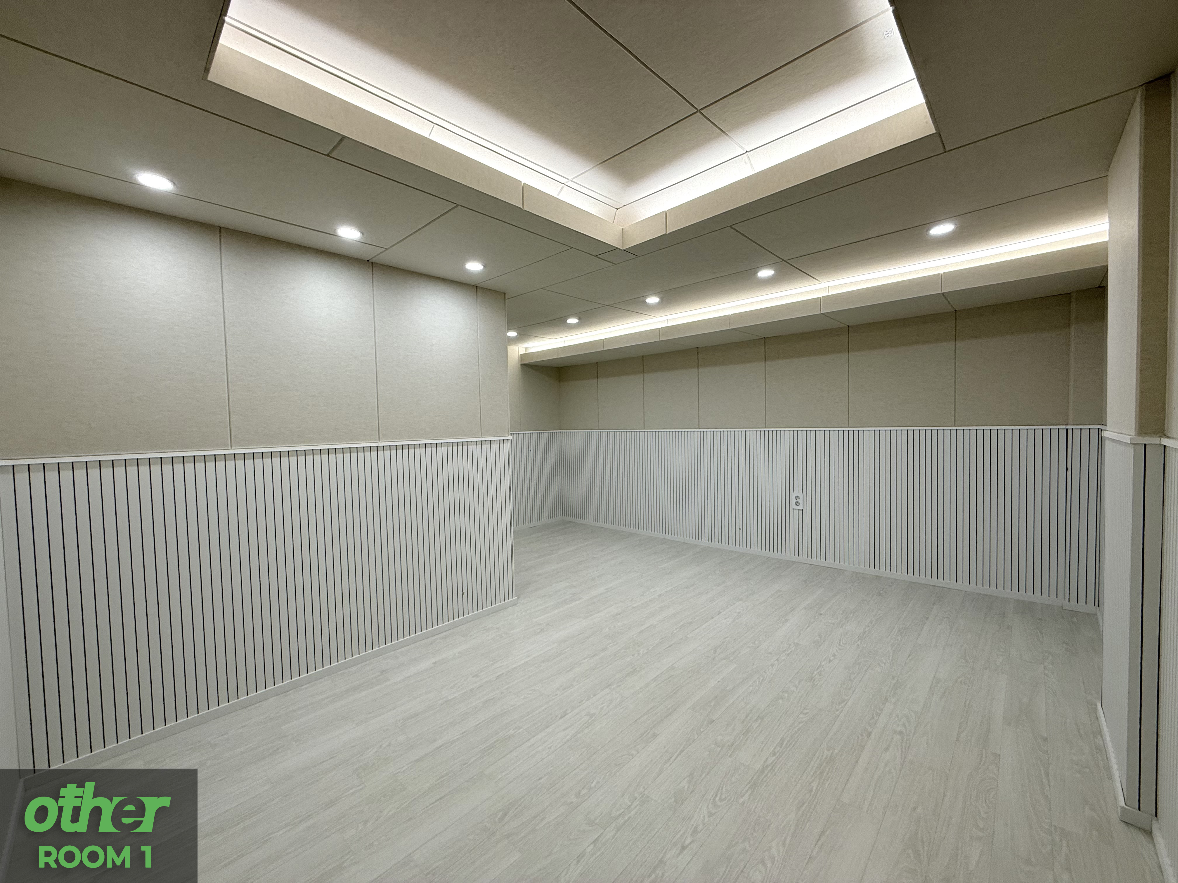 4번째 스튜디오 사진