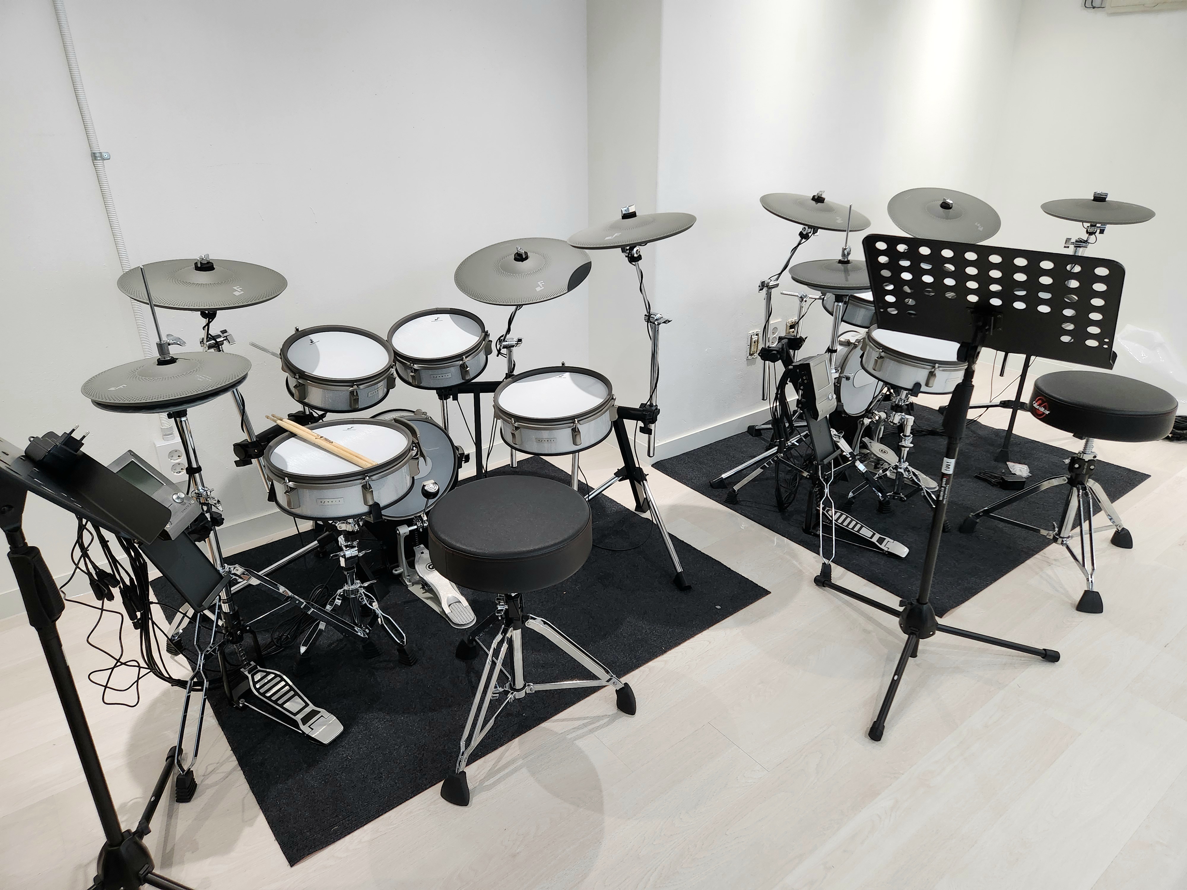 1번째 스튜디오 사진