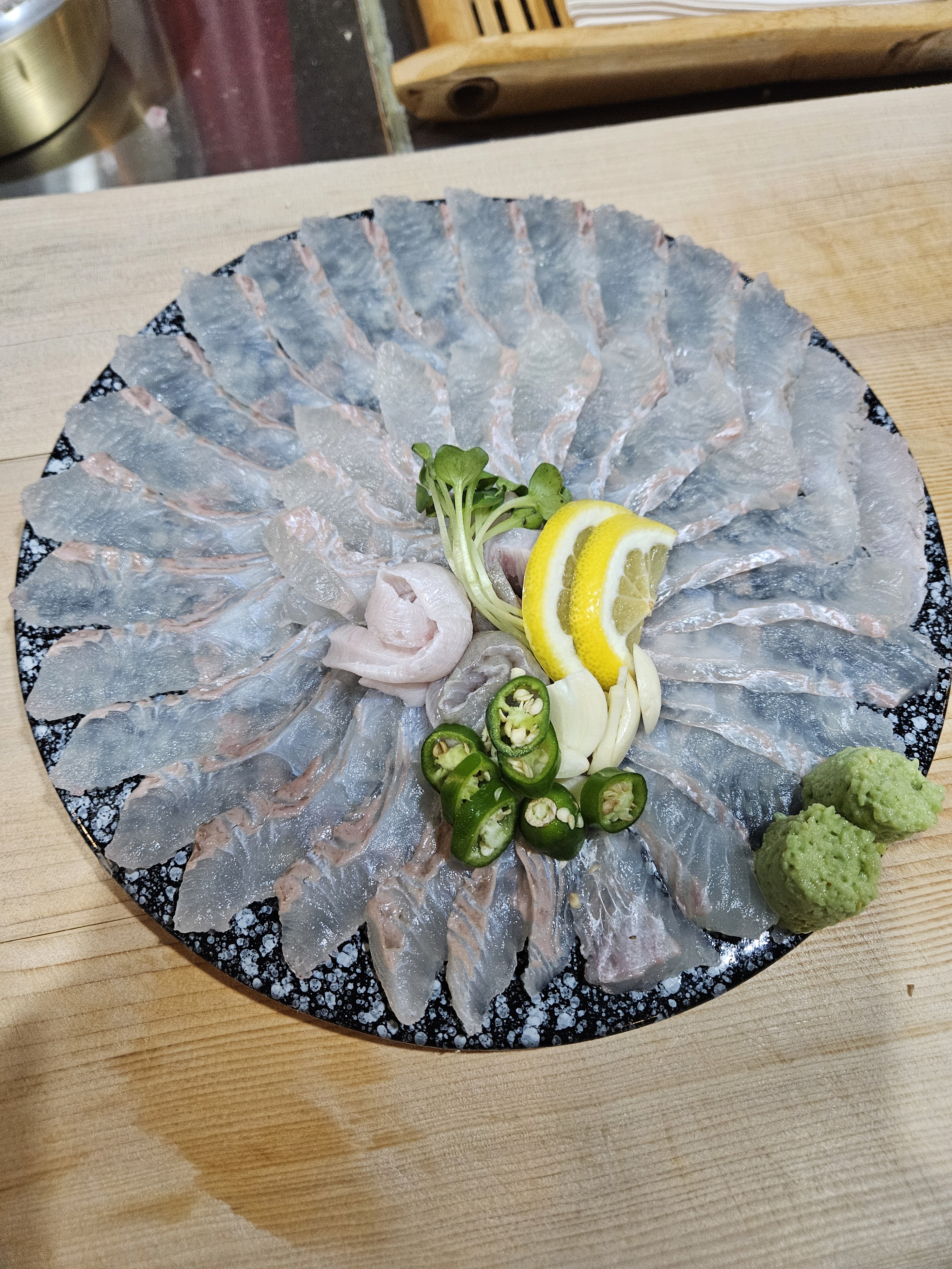 황금회수산 산오징어/물회