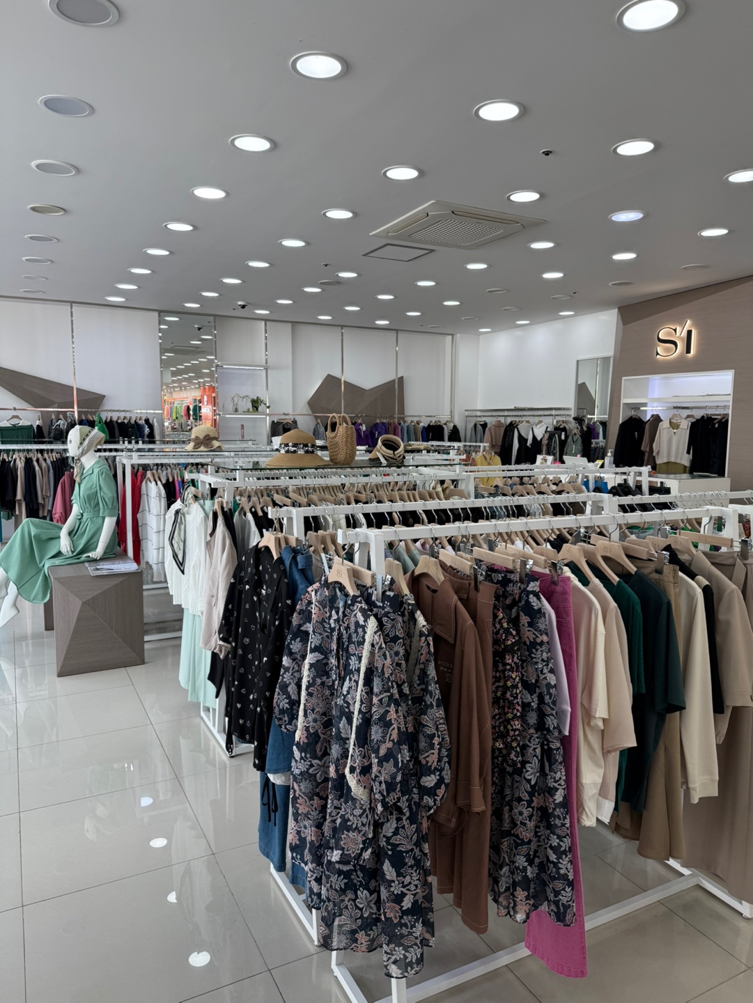 씨 광주첨단점