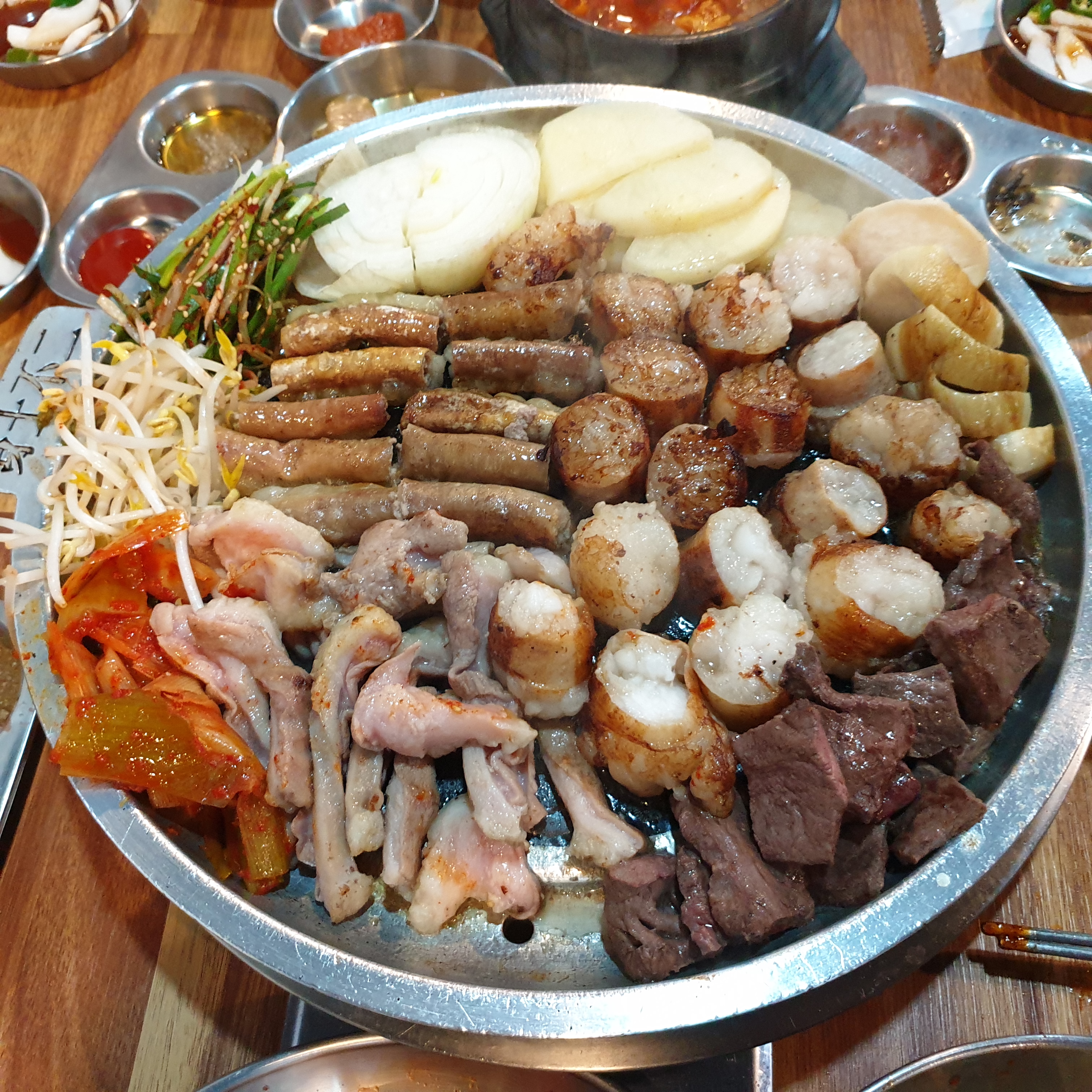 쌍둥이네황소돌곱창