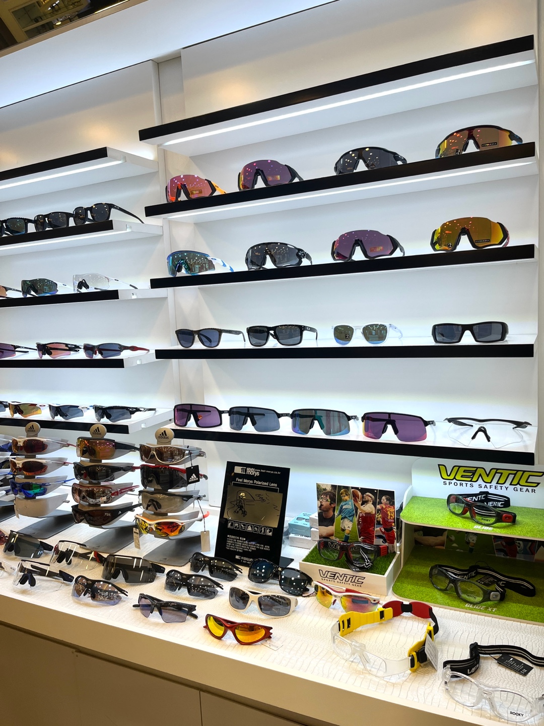 스위스 안경원 대표 이미지