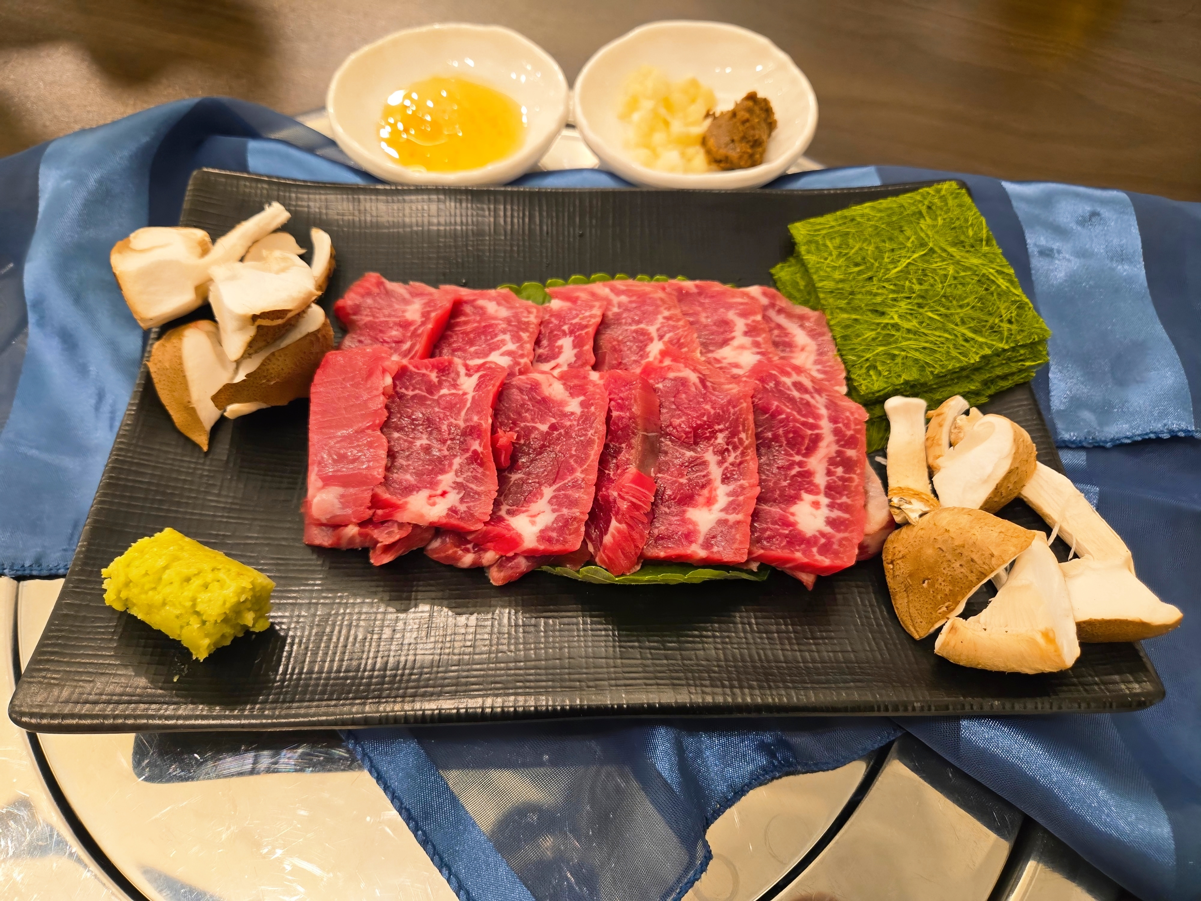 설돈통삼겹숯불구이