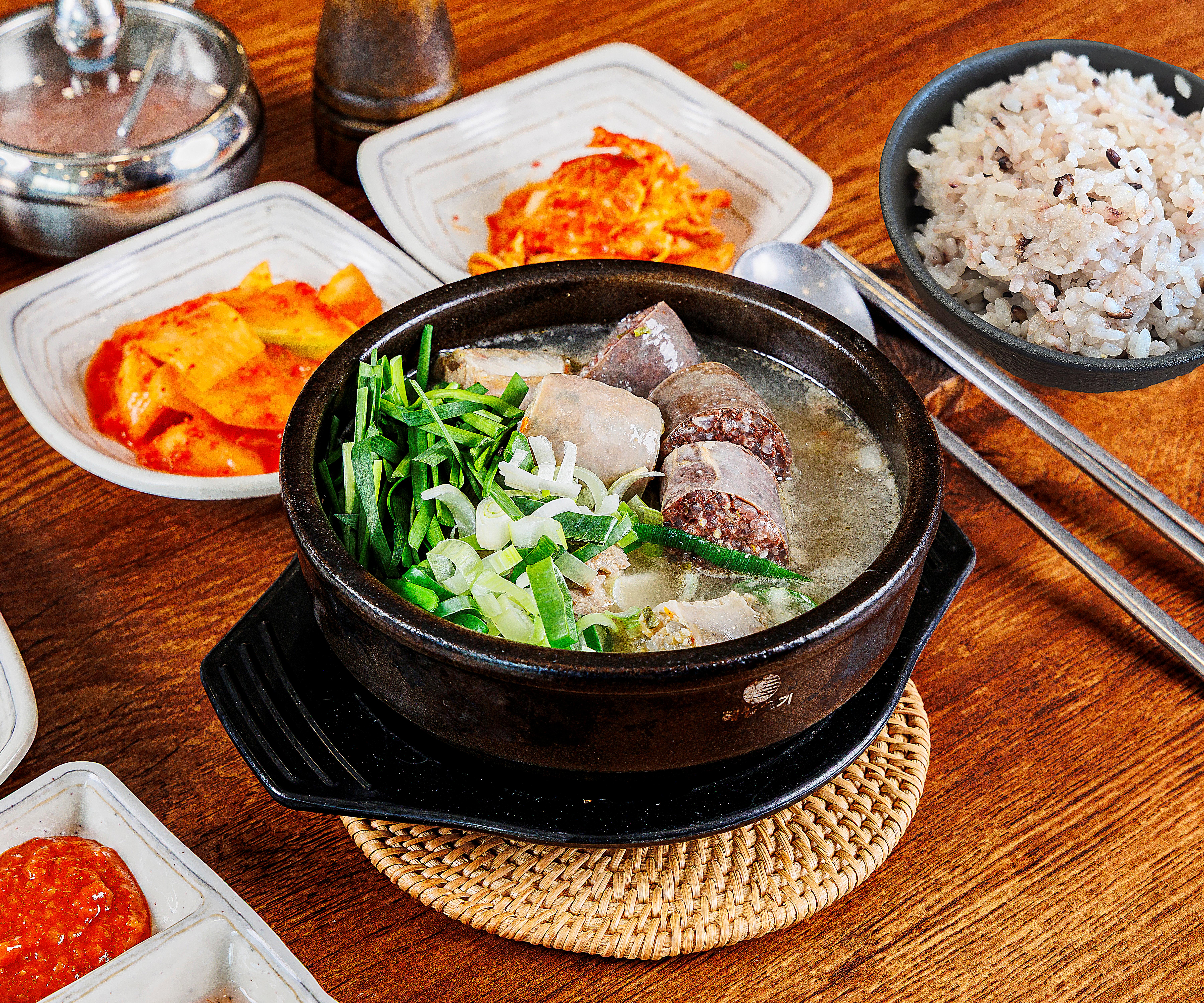 원조순대국밥