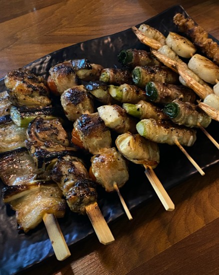 꼬치리다