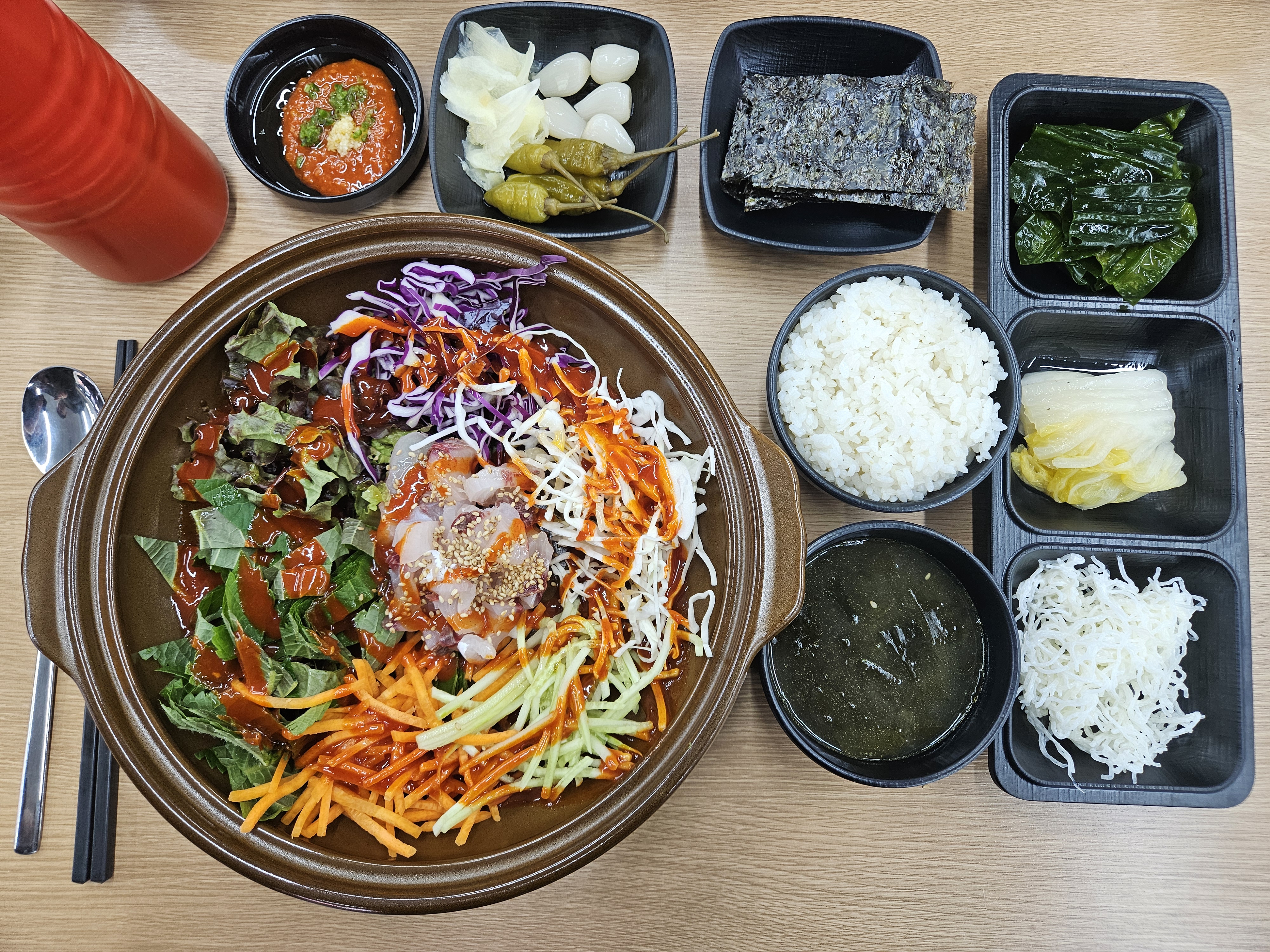 회덮밥 정식