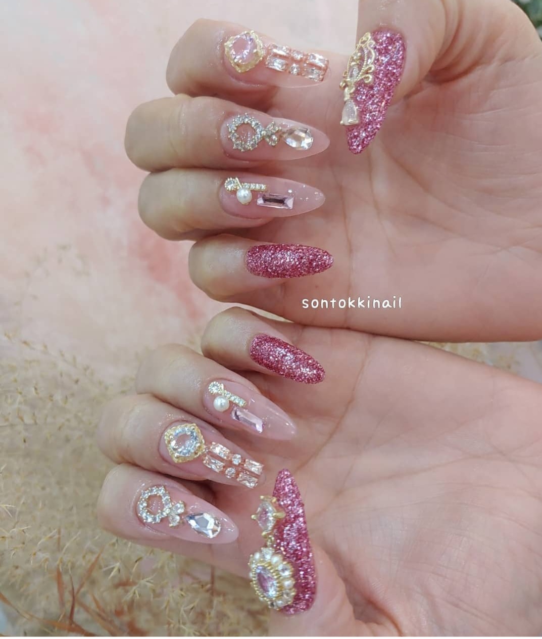 손토끼네일앤증모 대표 이미지