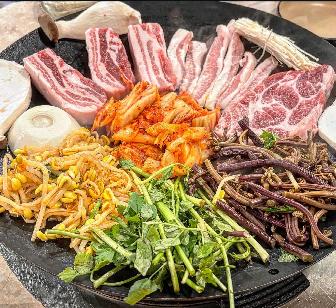 아중솥뚜껑삼겹살