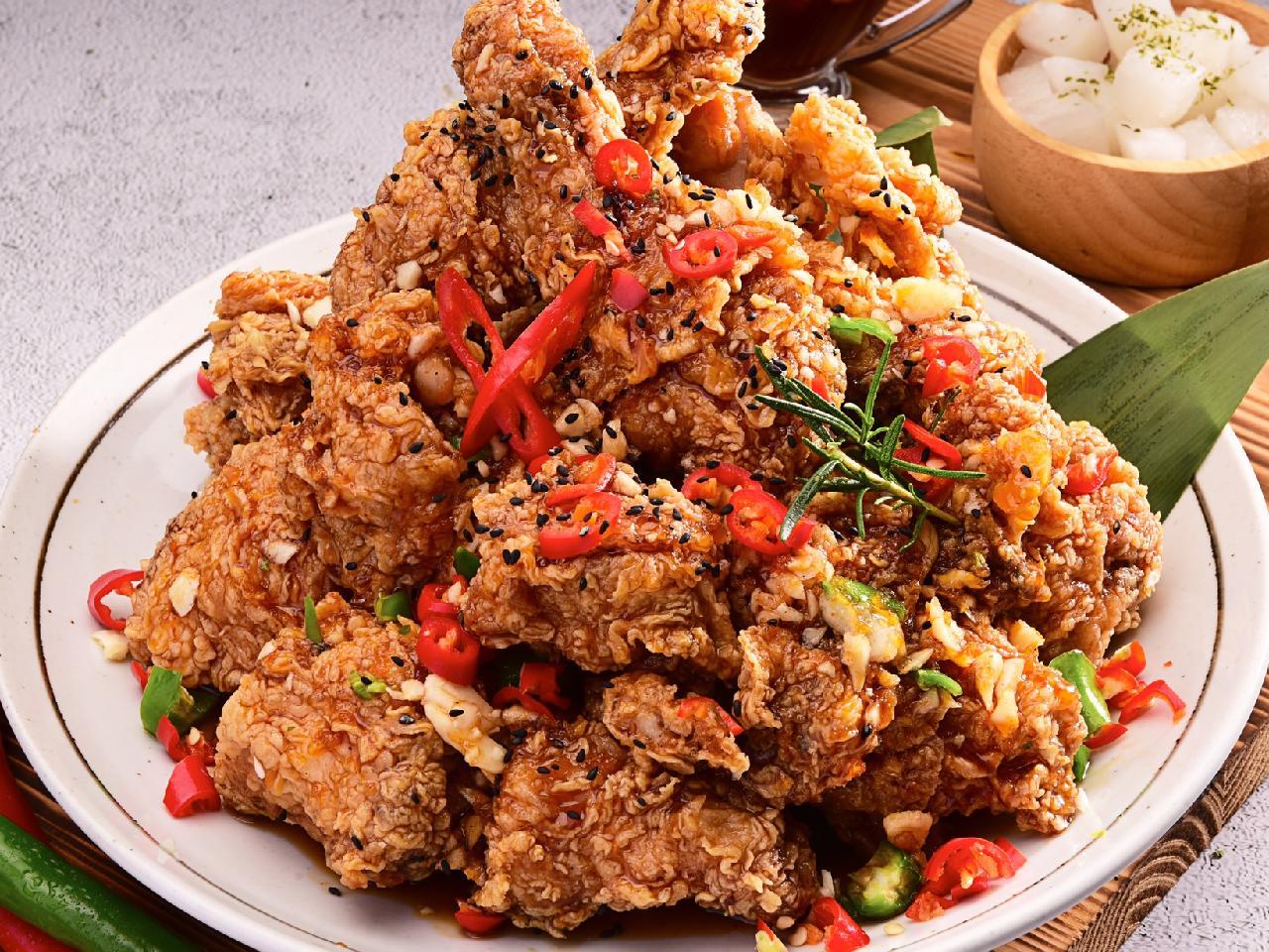 고마담치킨앤닭강정 중동점