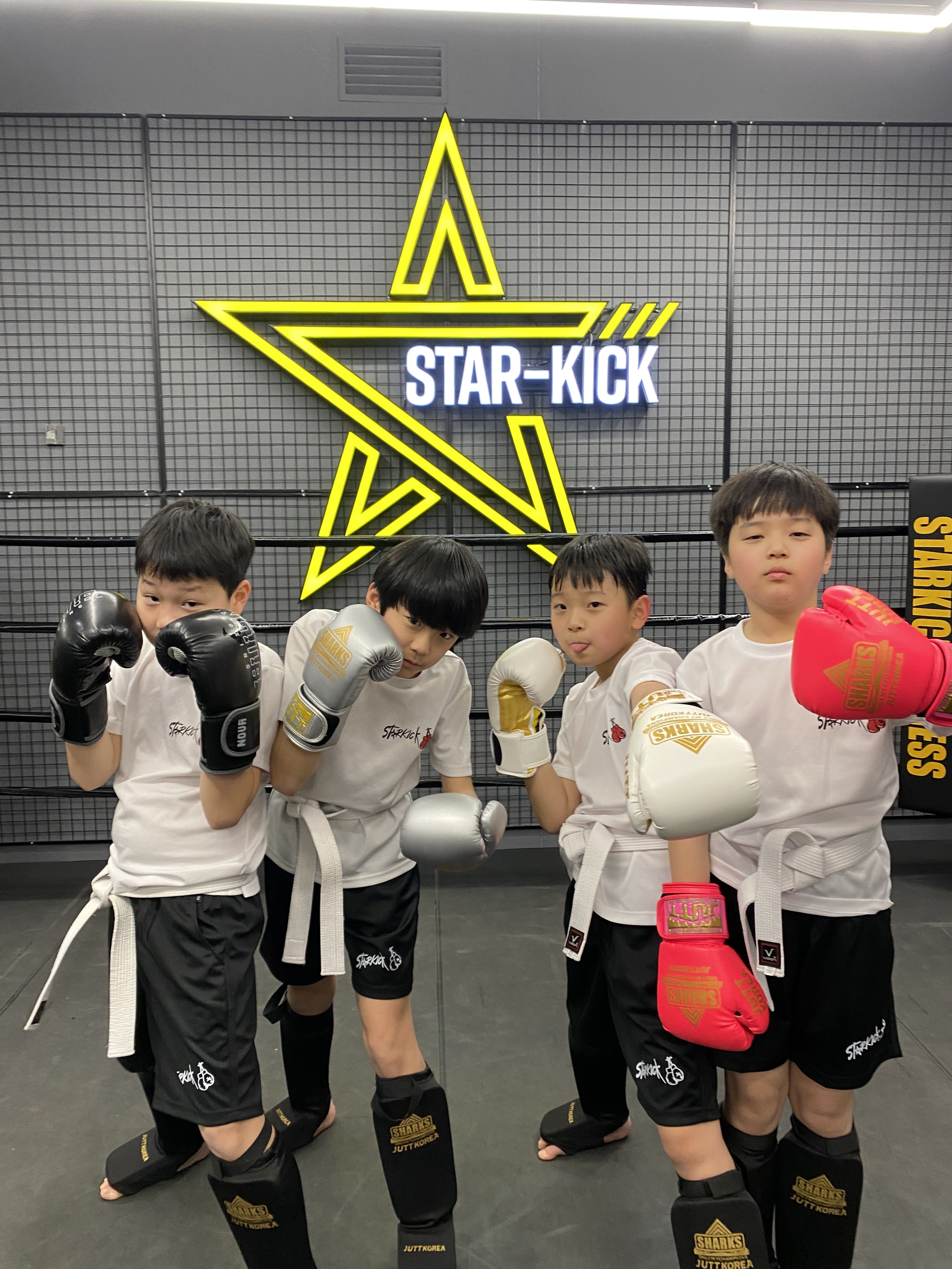서울 서초구 강남대로79길 복싱체육관 스타킥피트니스 킥복싱 복싱 내부 모습 4