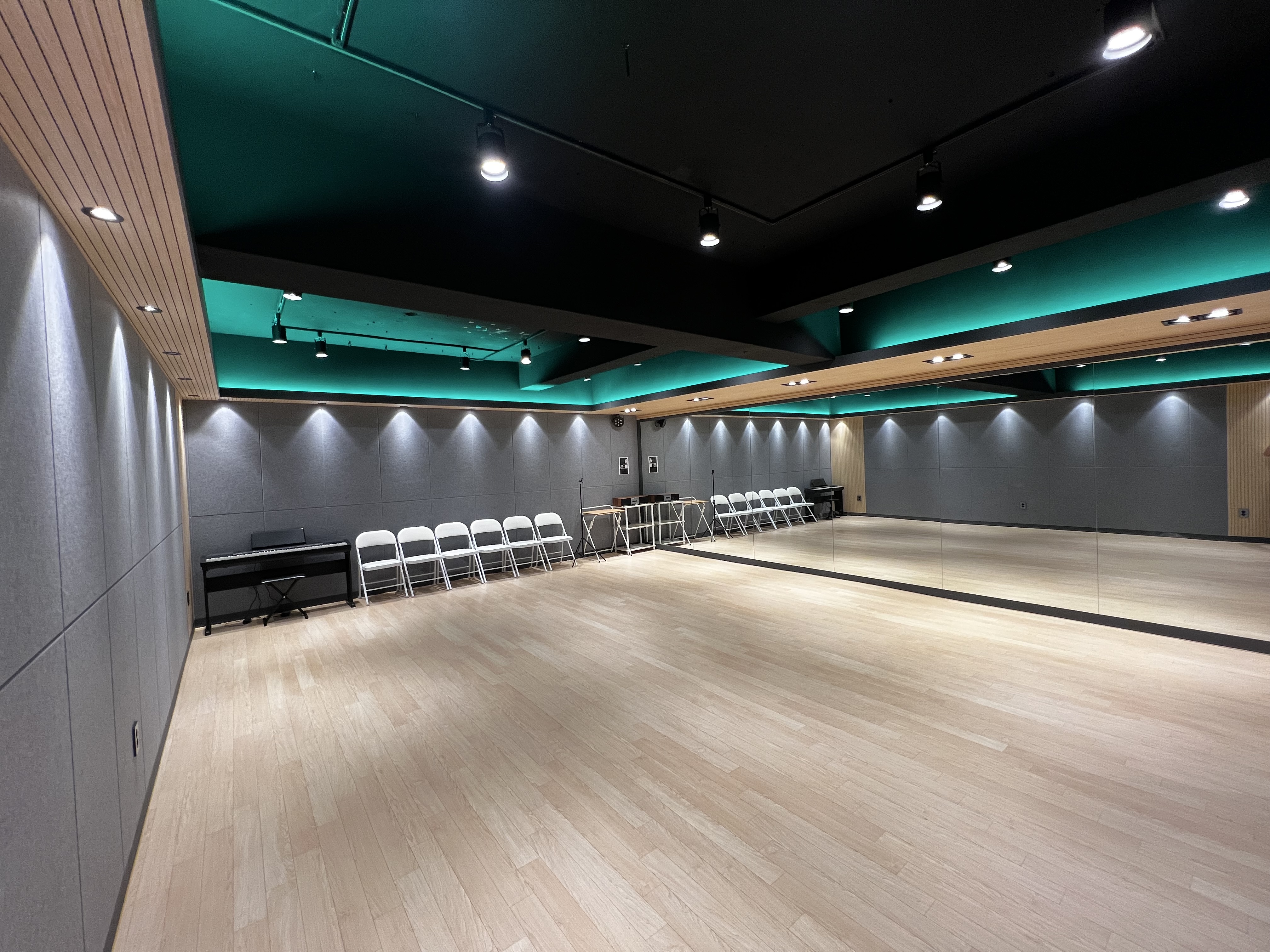 1번째 스튜디오 사진