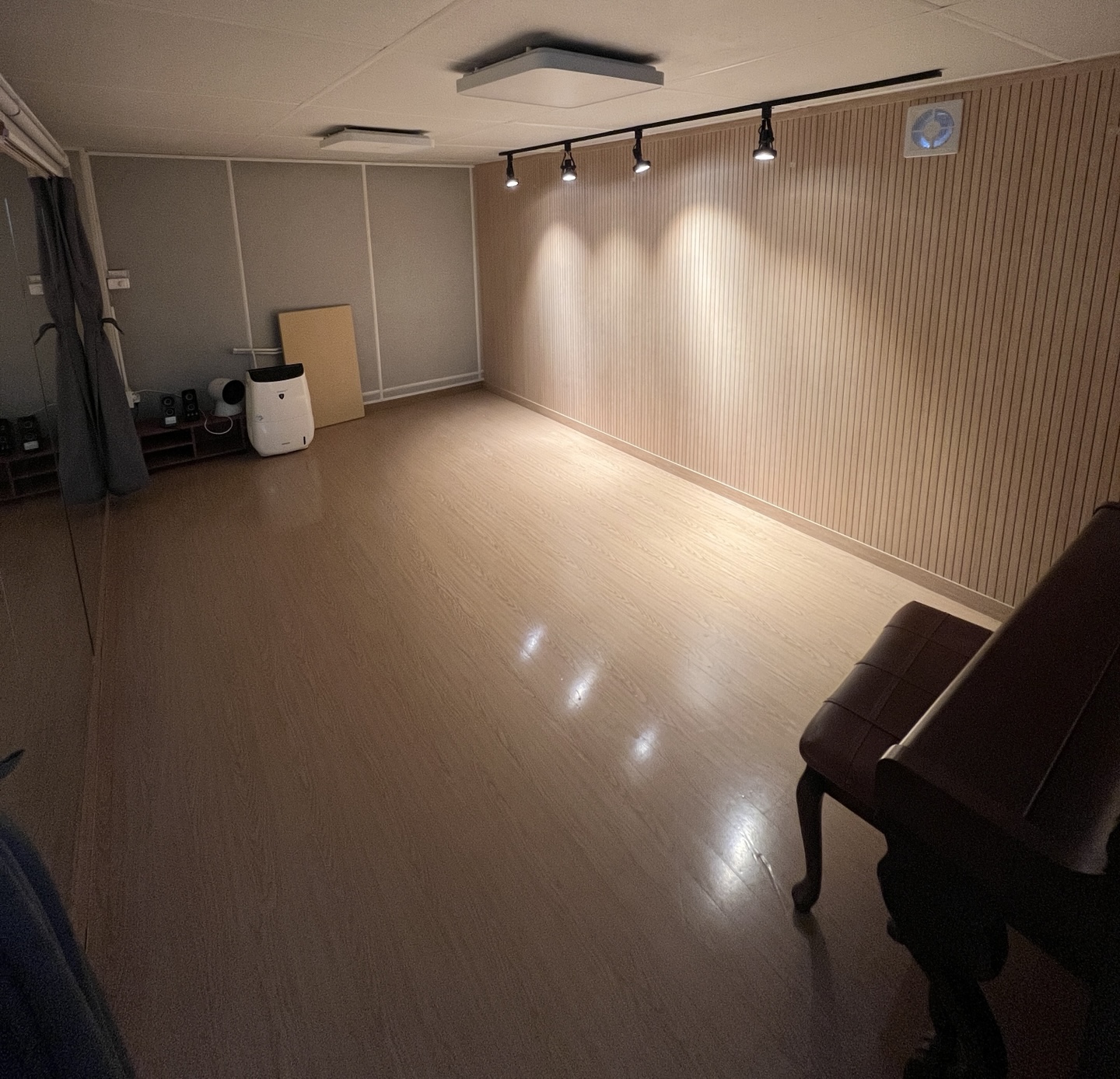 2번째 스튜디오 사진