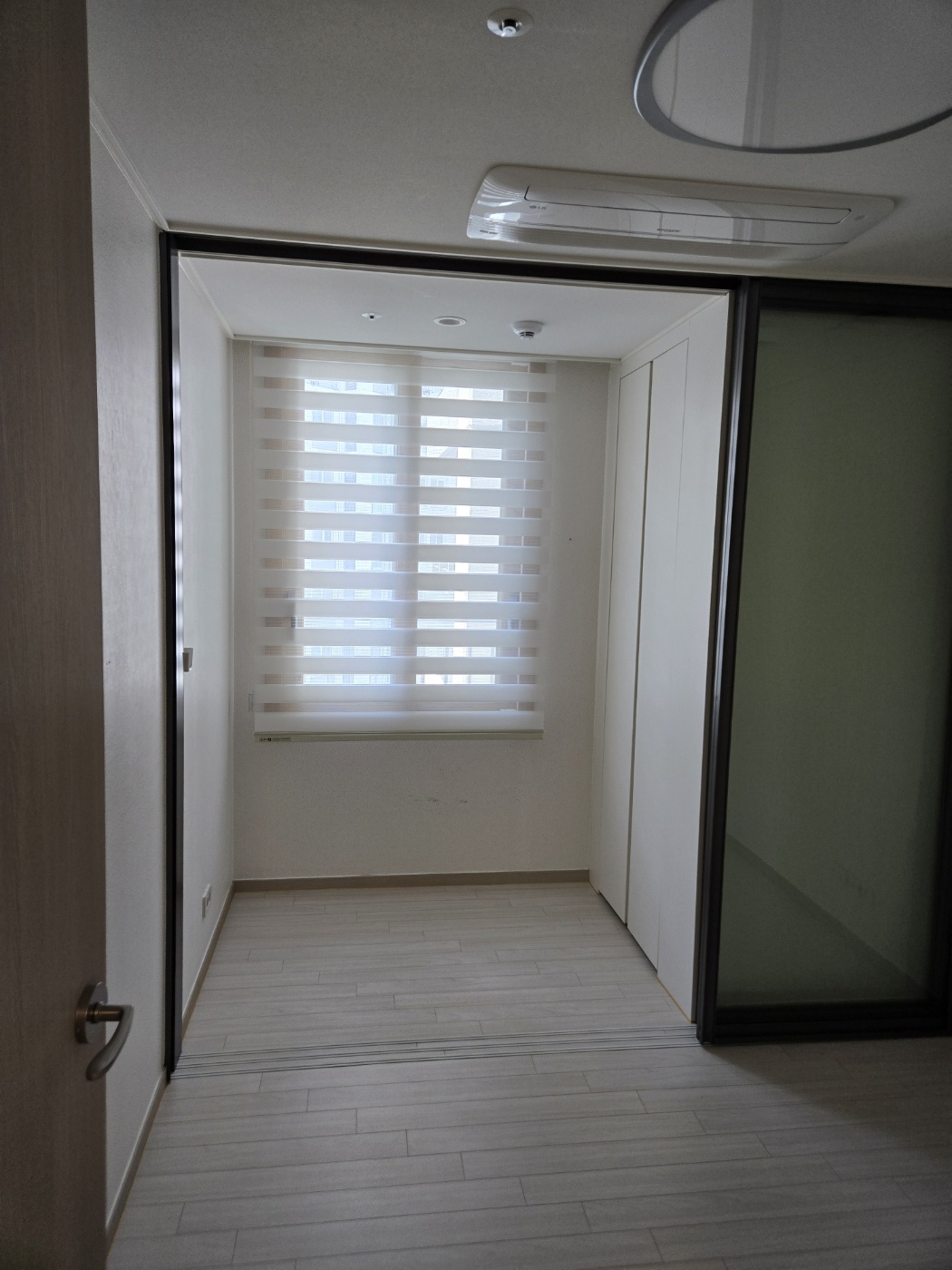 그집에커튼 대표 이미지