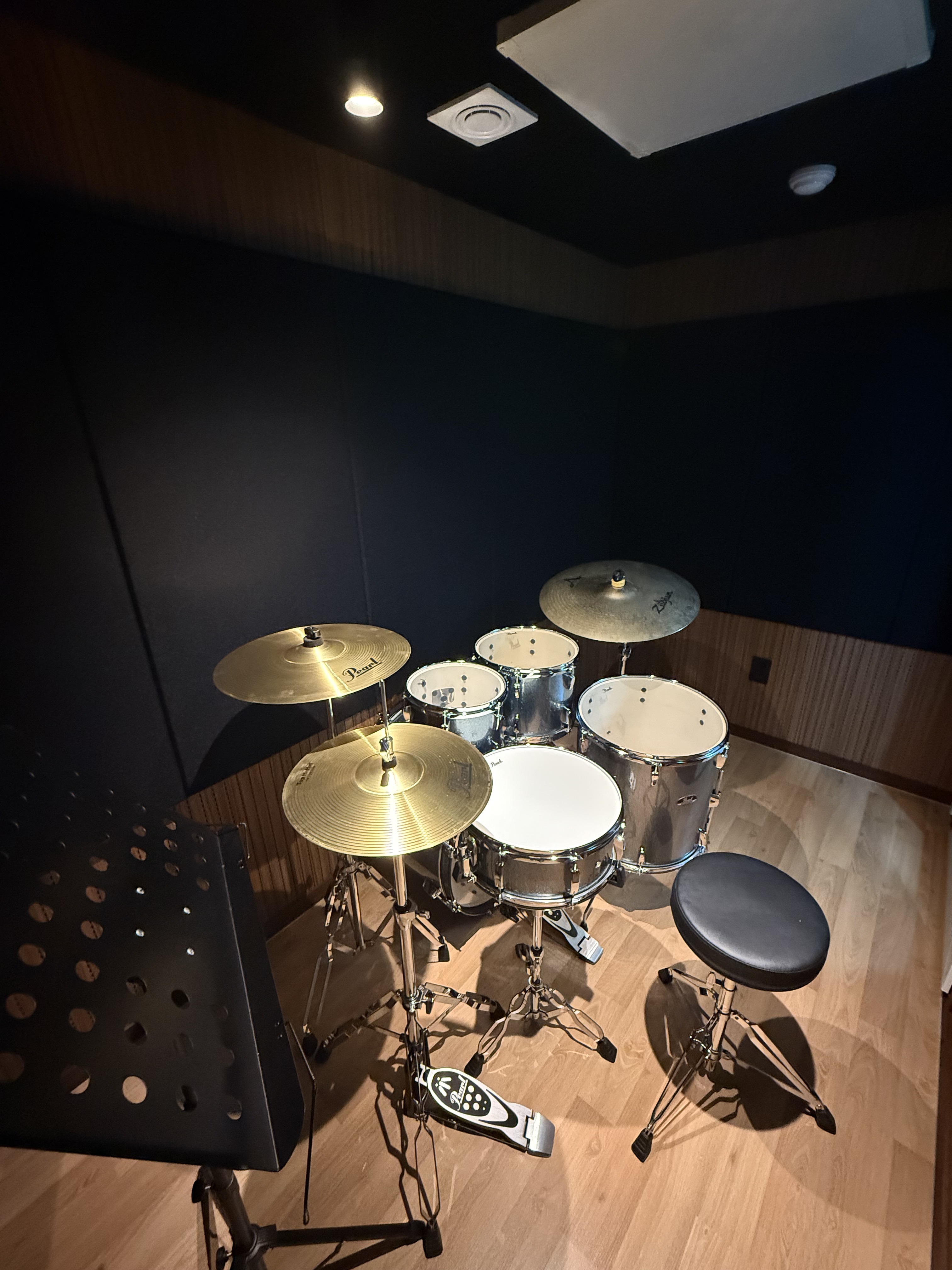 4번째 스튜디오 사진