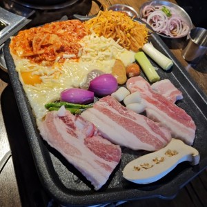꿀삼겹 본점