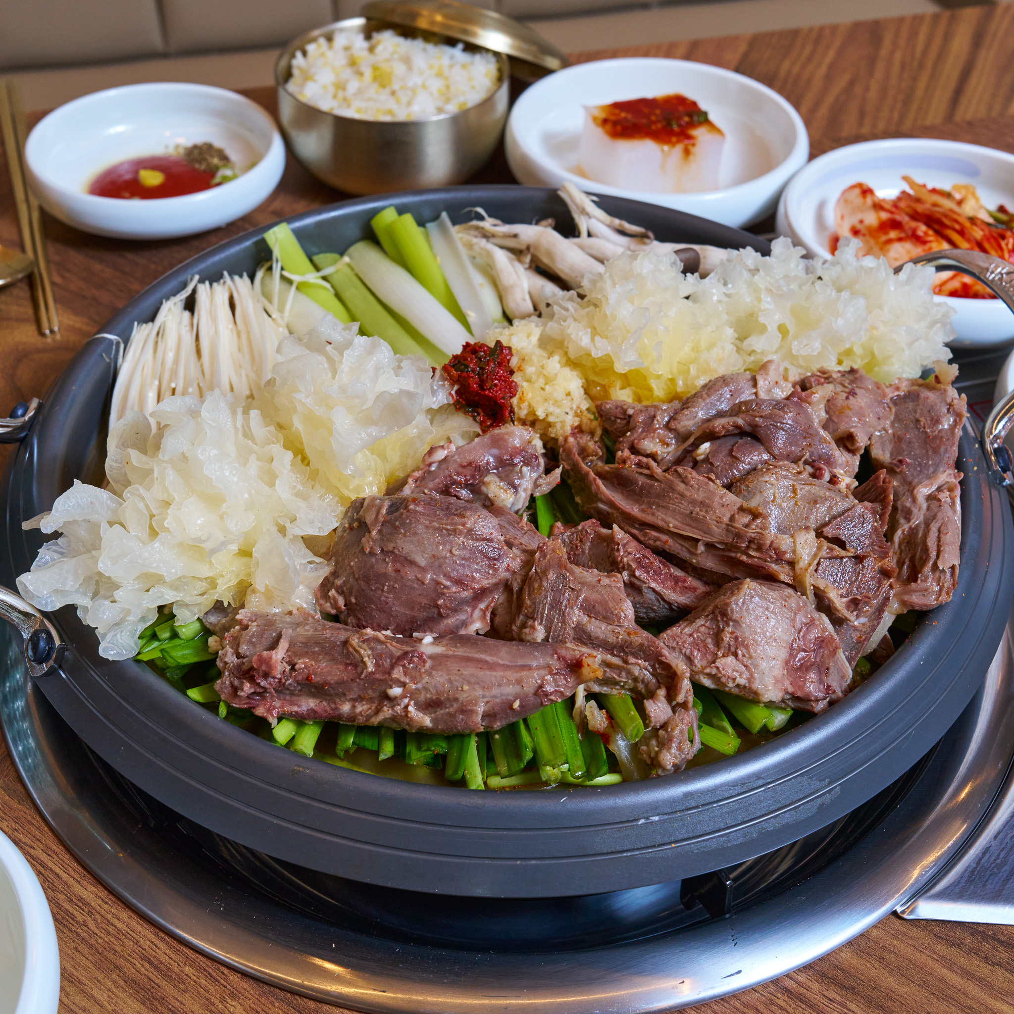 초월흑염소명가 광명점