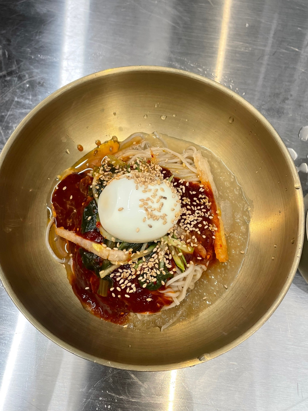 메밀 비빔냉면