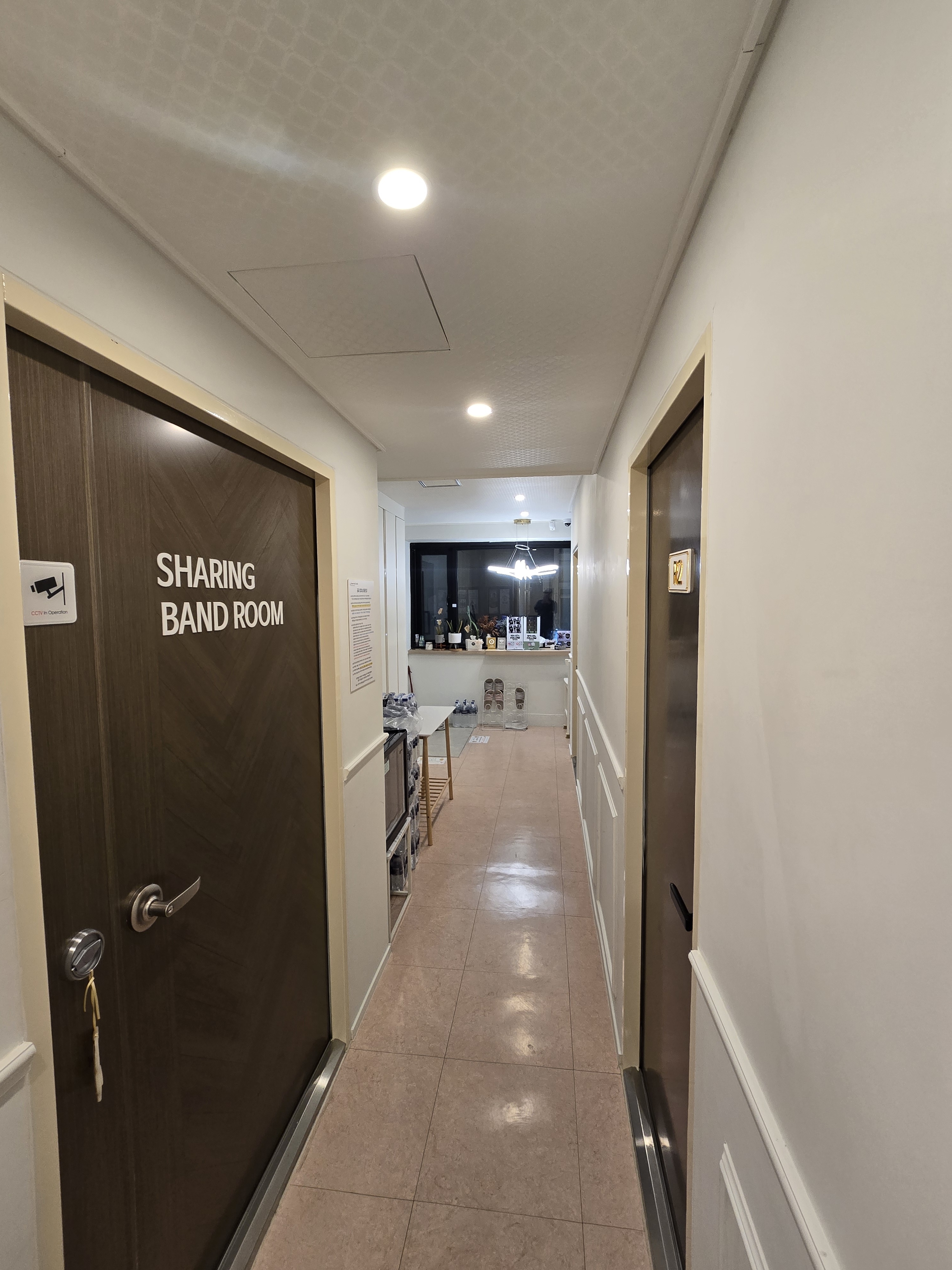 2번째 스튜디오 사진