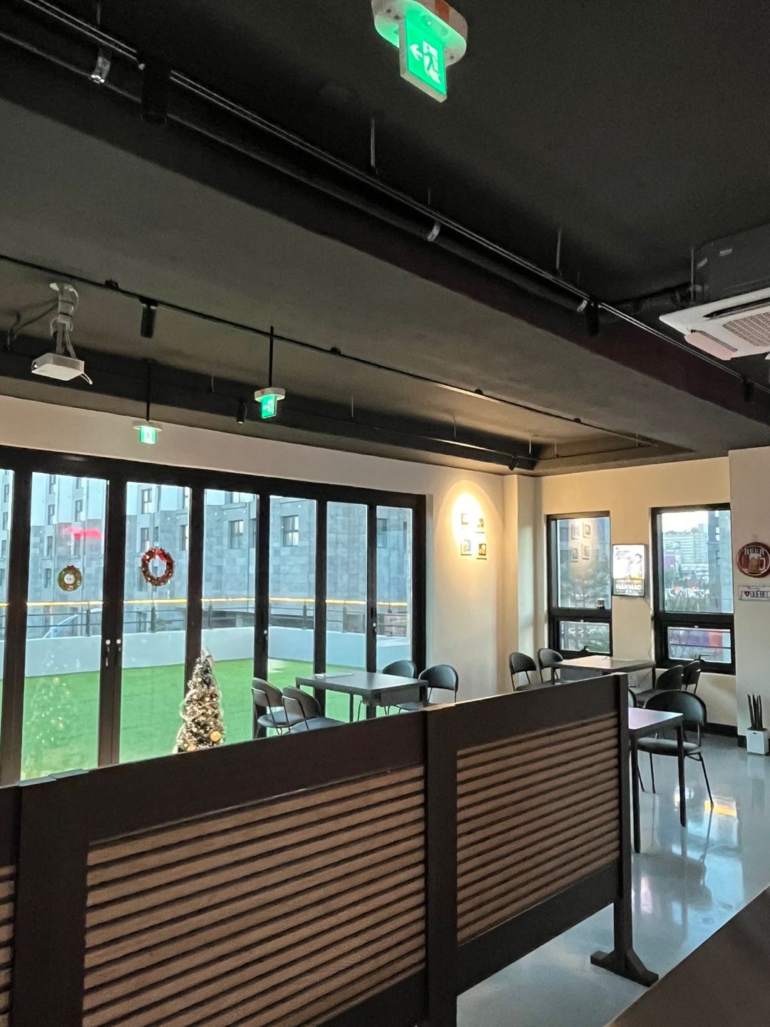 엑스포 213루프탑 3