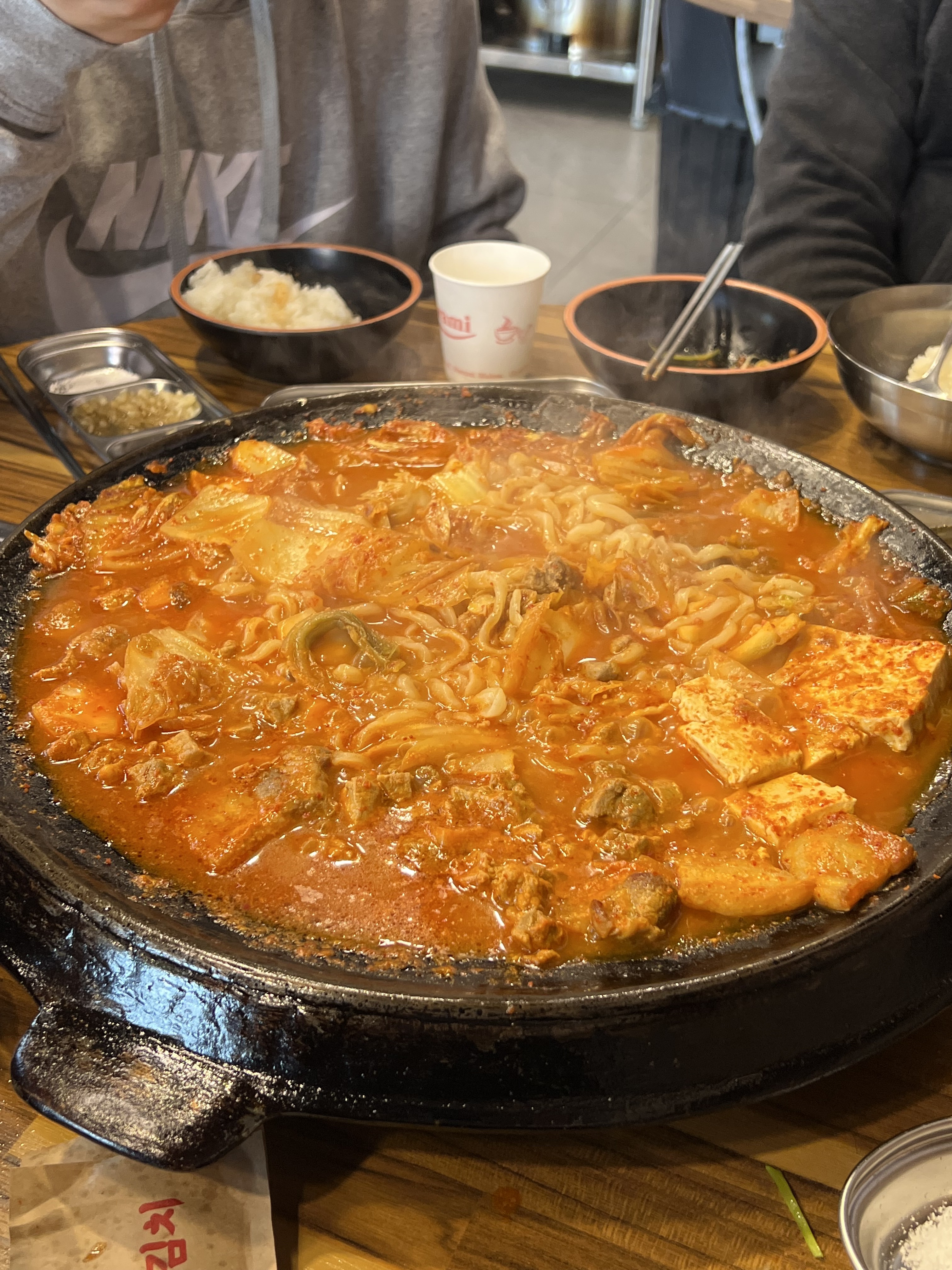 무쇠김치삼겹 광안점