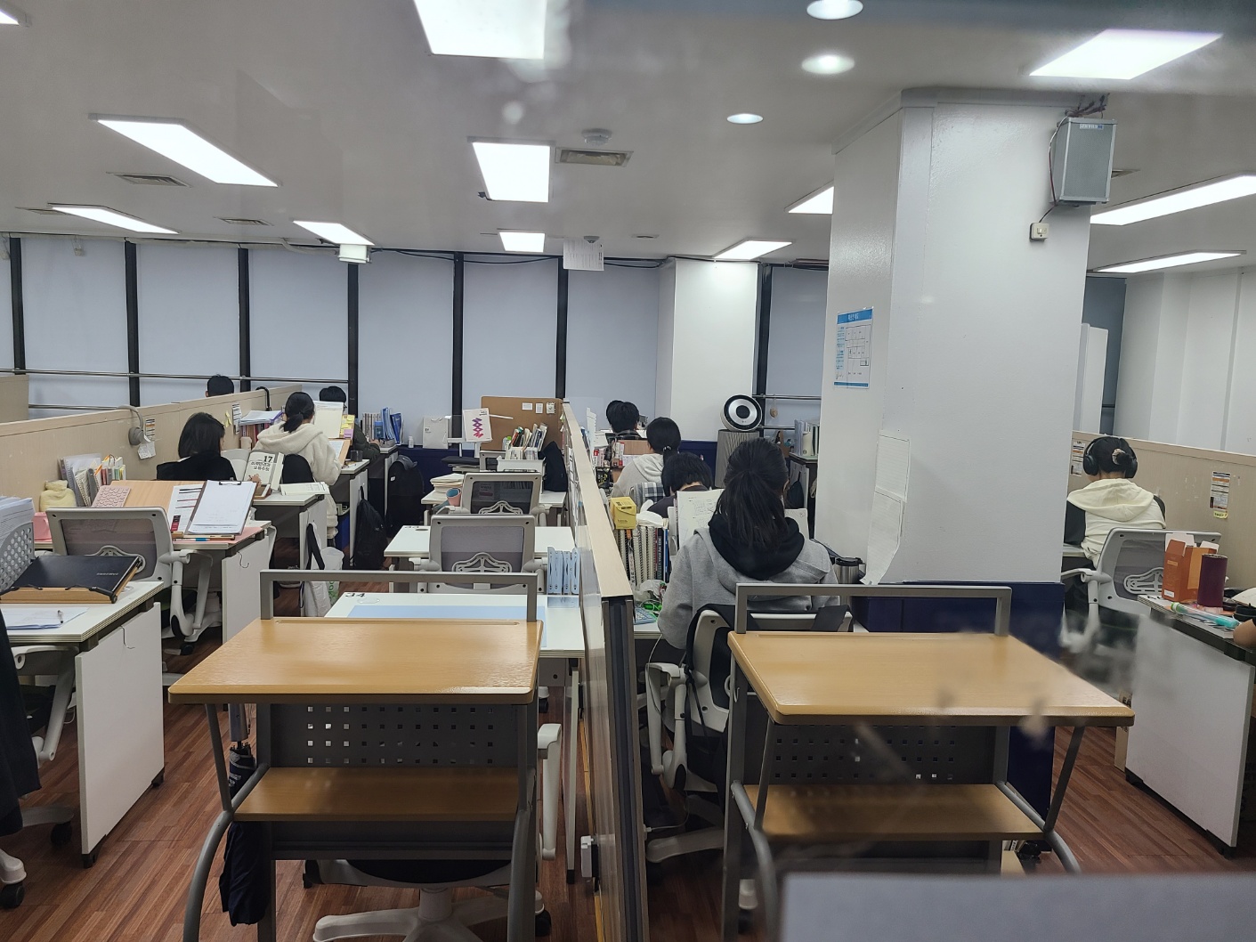 영독사 본관학원
