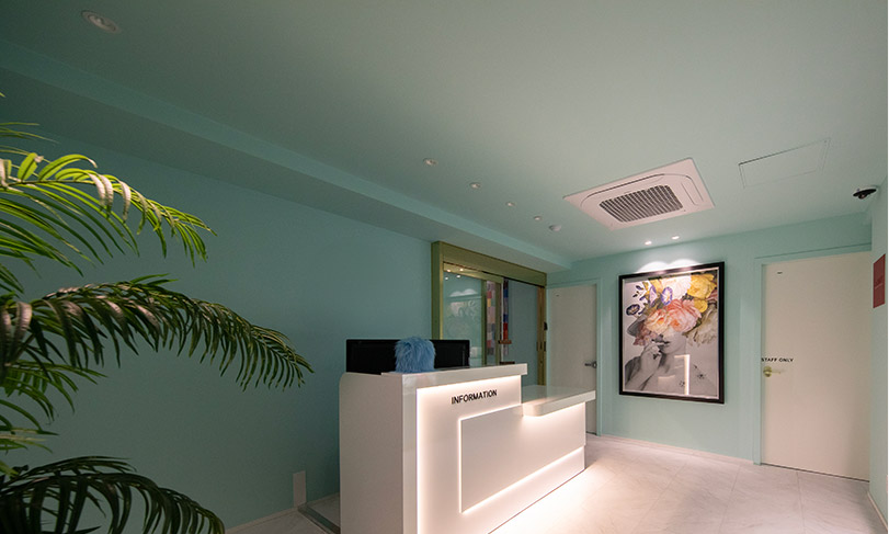 미드나잇스웨디시 (신사역) 매장 사진 2