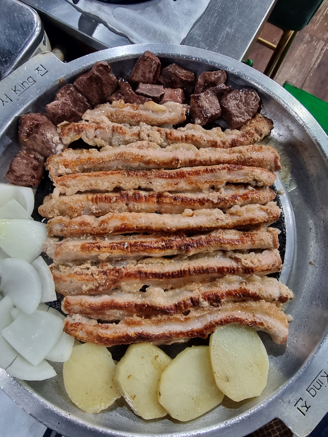 황소돌곱창구이 안산본점
