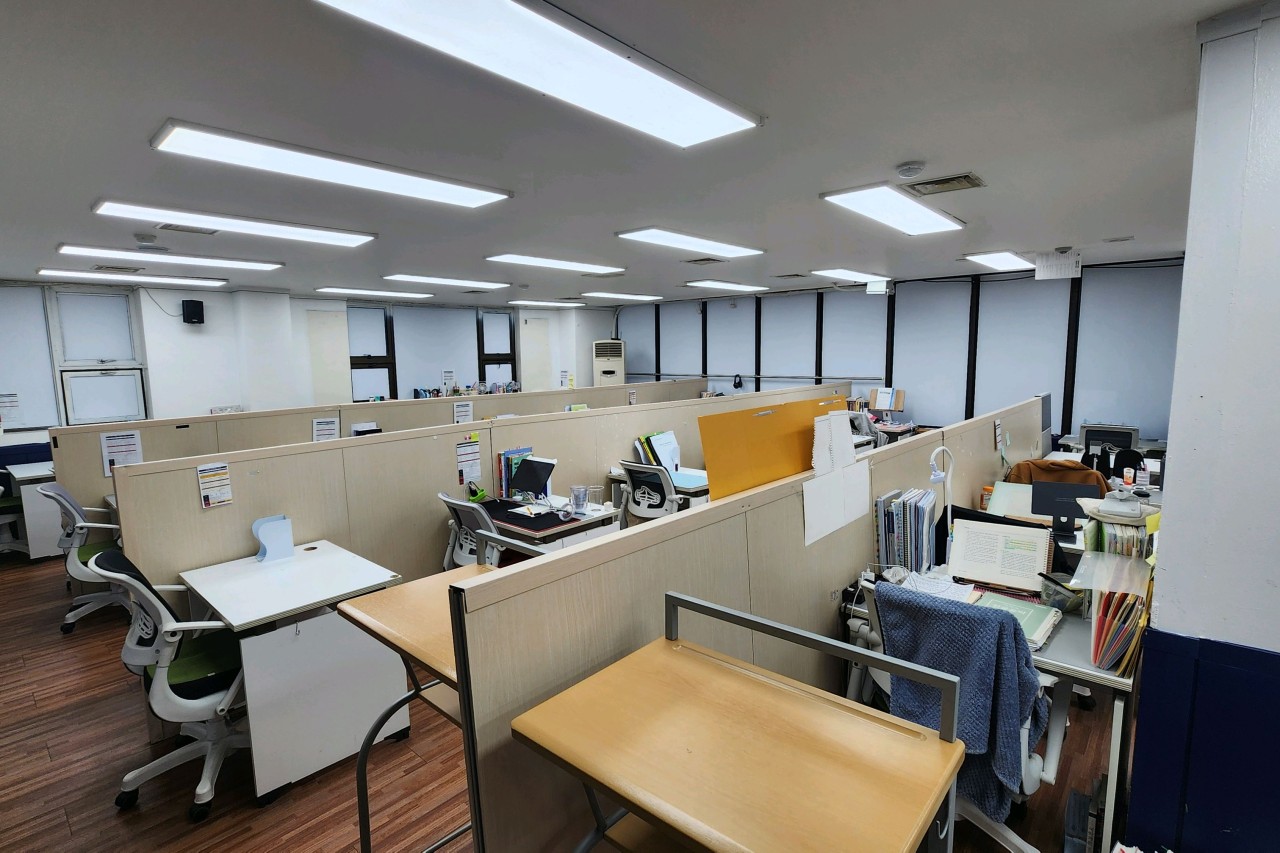 영독사 본관학원