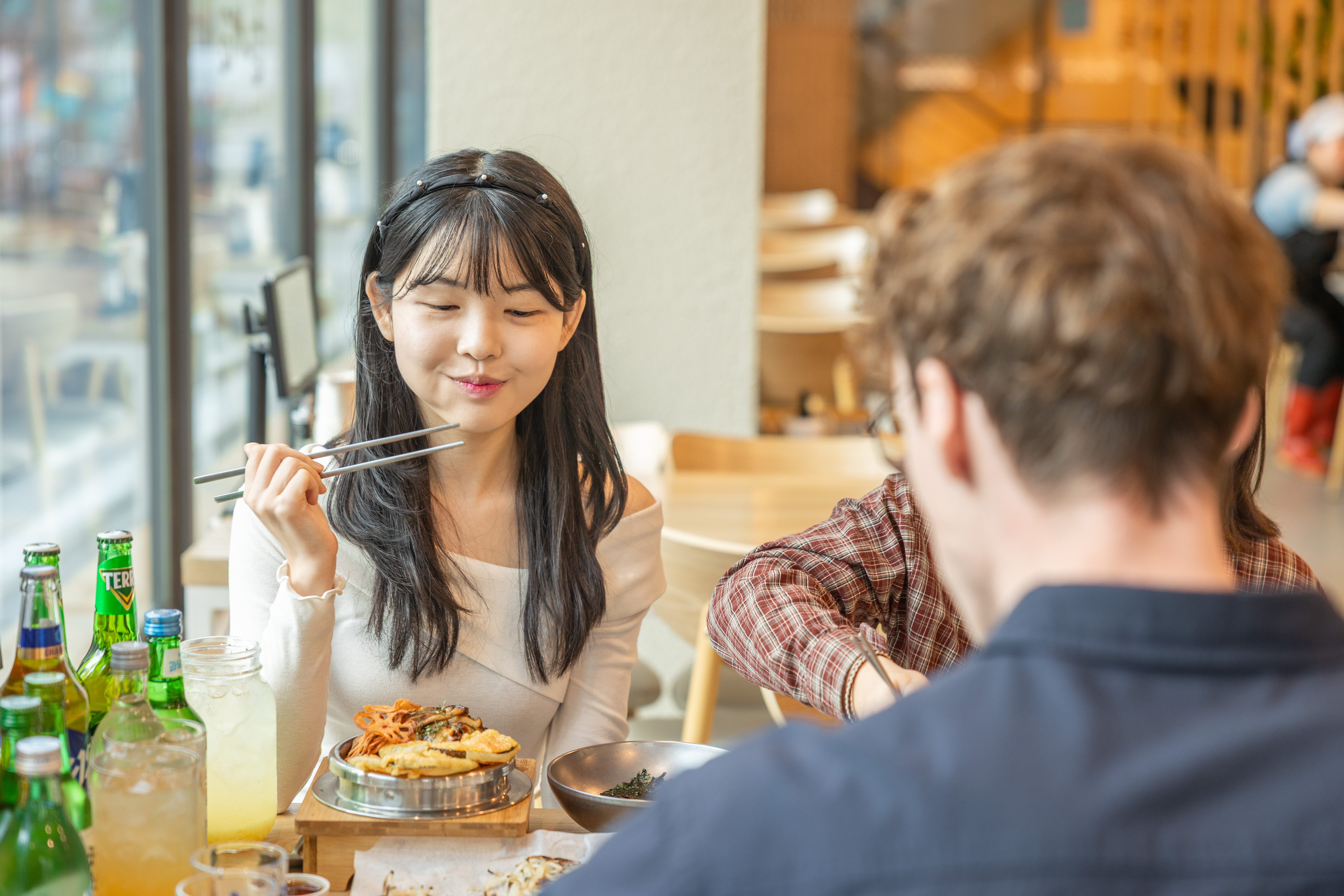 솥내음 마곡 발산역점 내부 또는 관련 모습