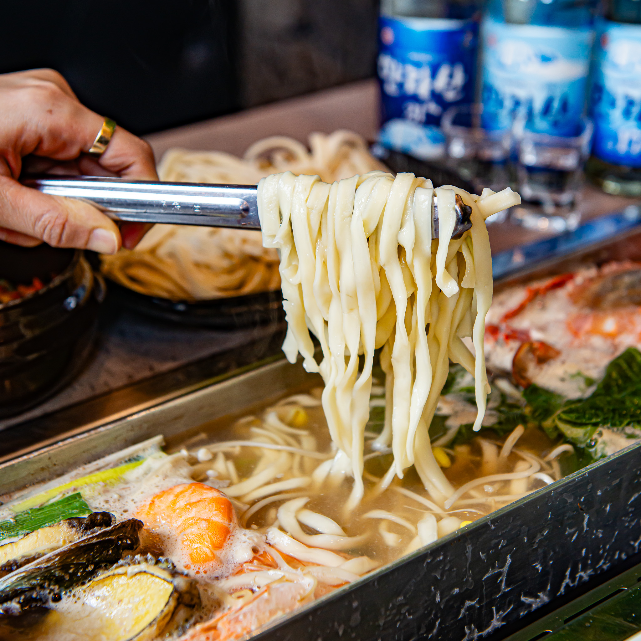 해물통칼국수