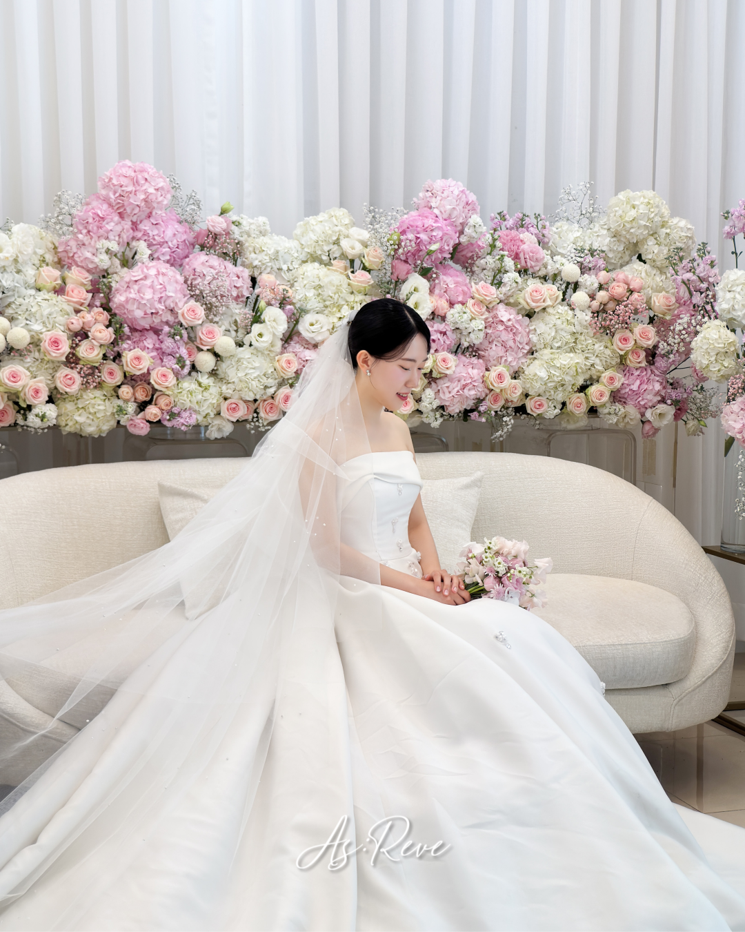 애즈레브 대표 이미지