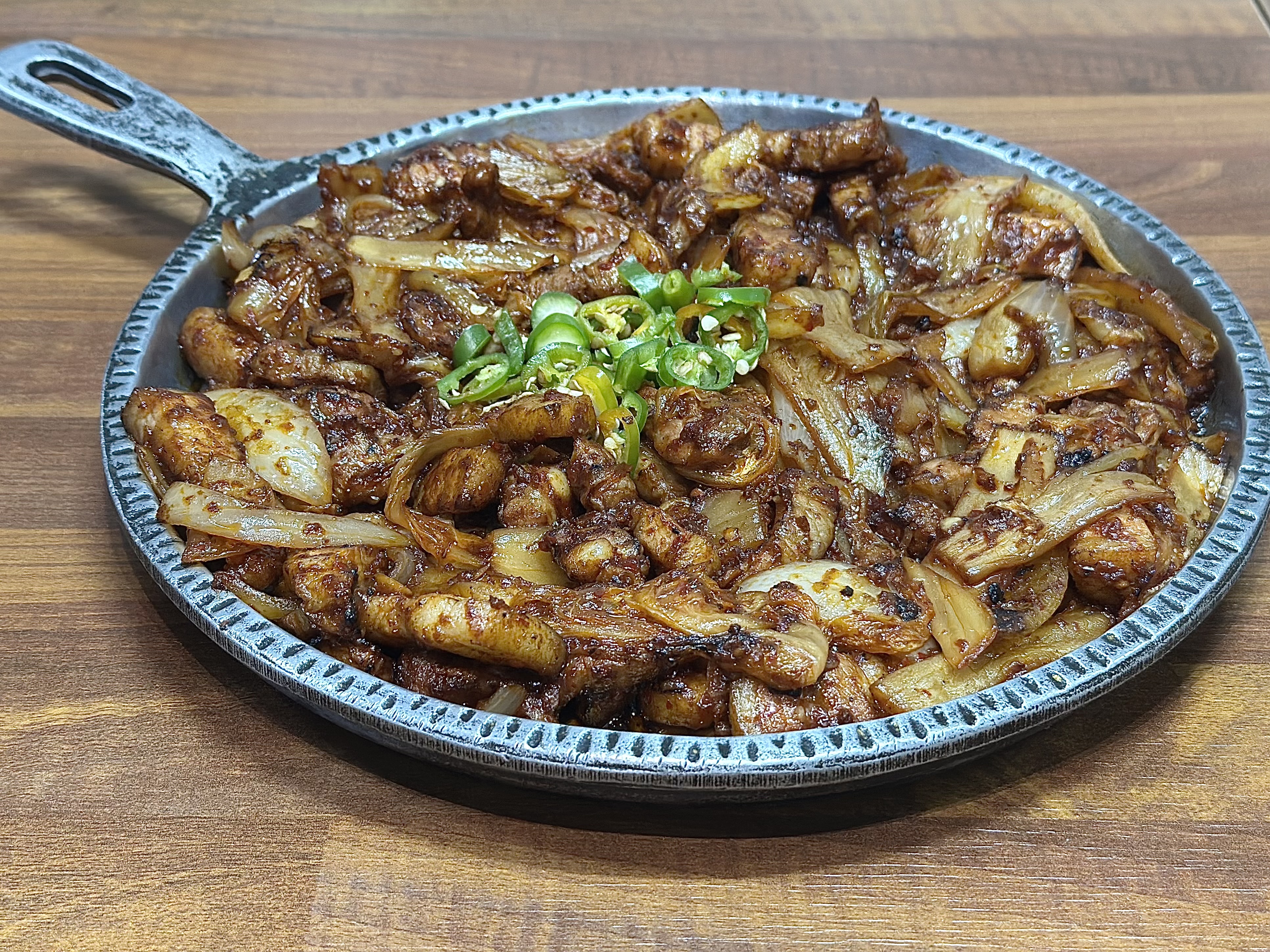 윤가네촌돼지