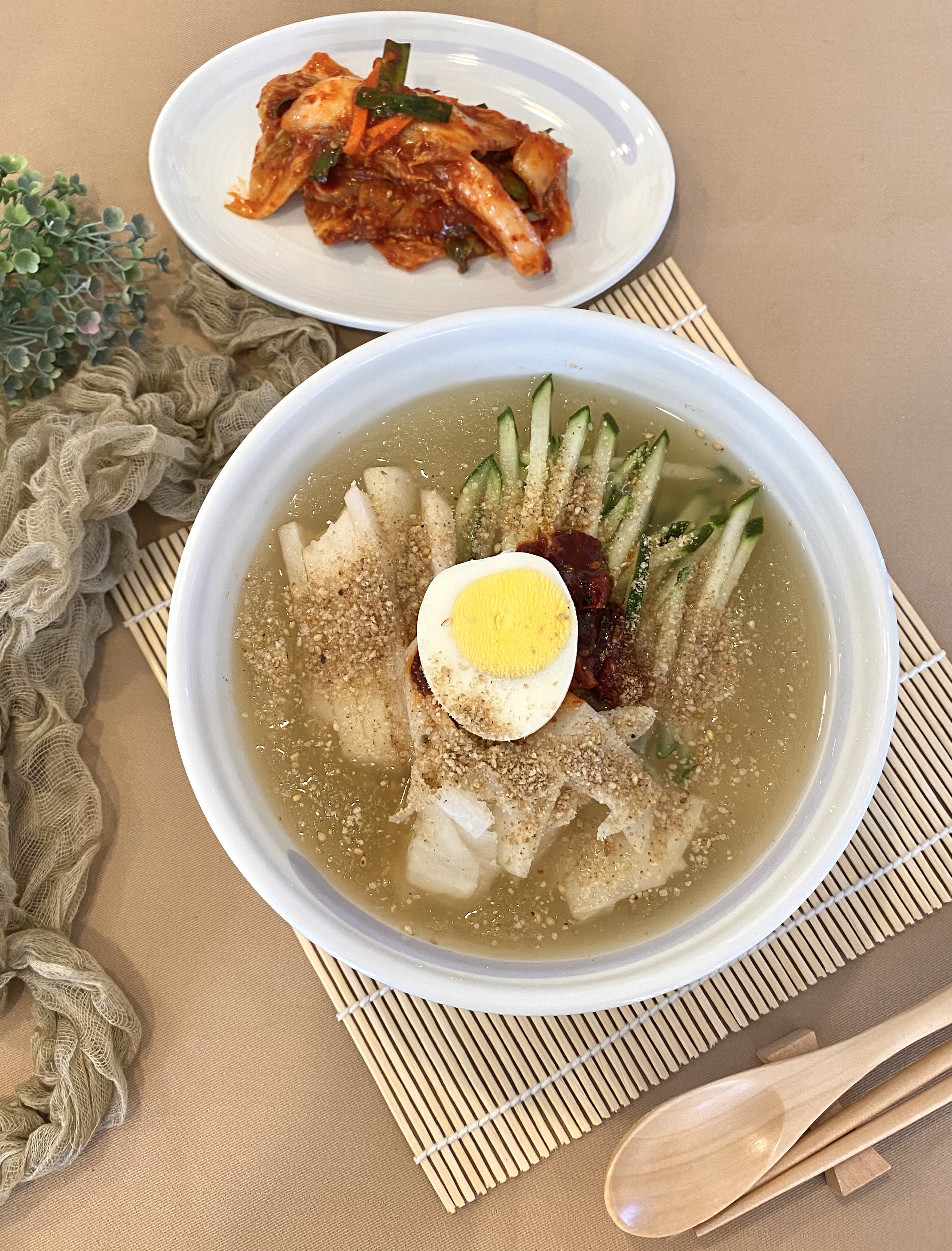 밀가손칼국수