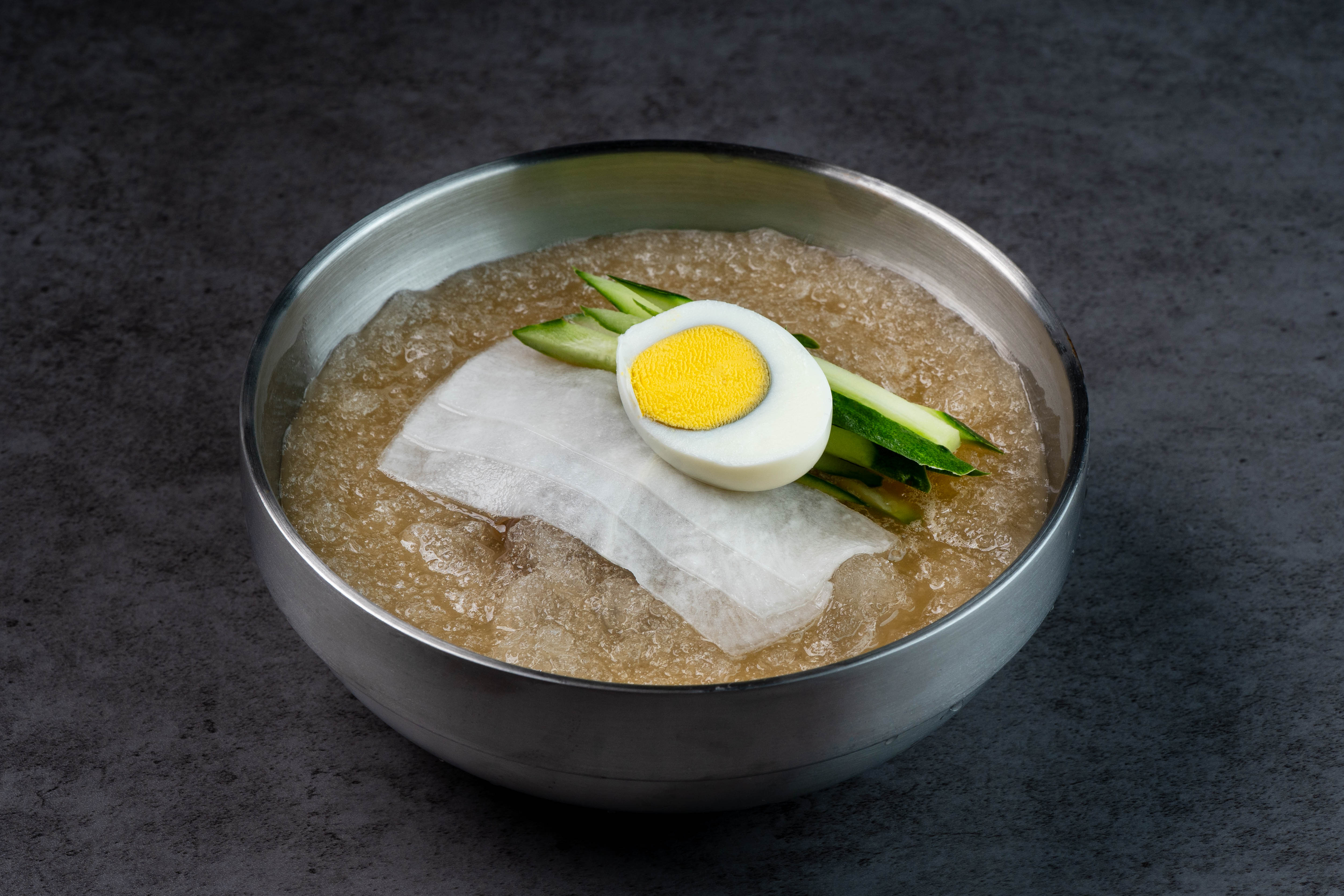 물냉면