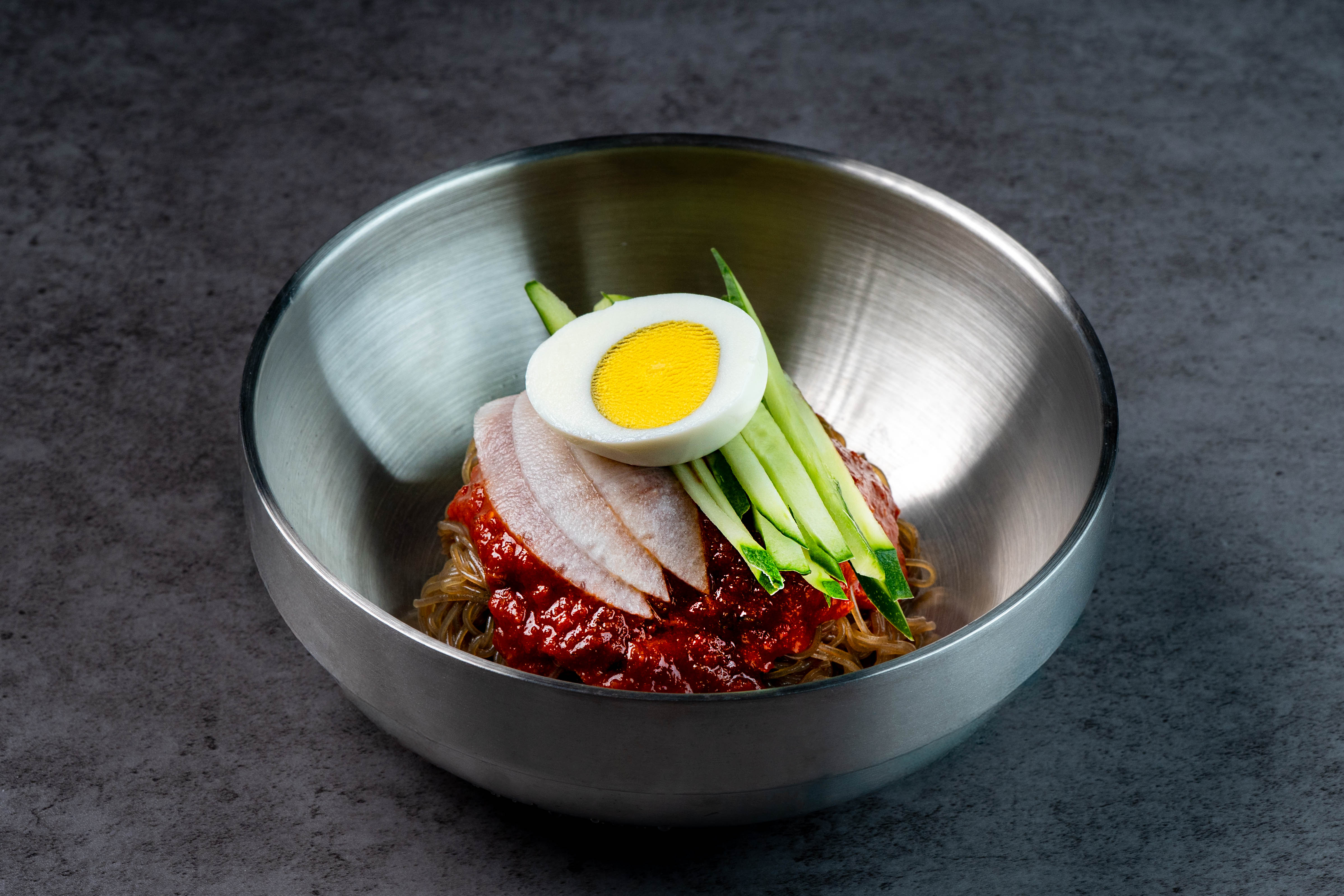 매운냉면
