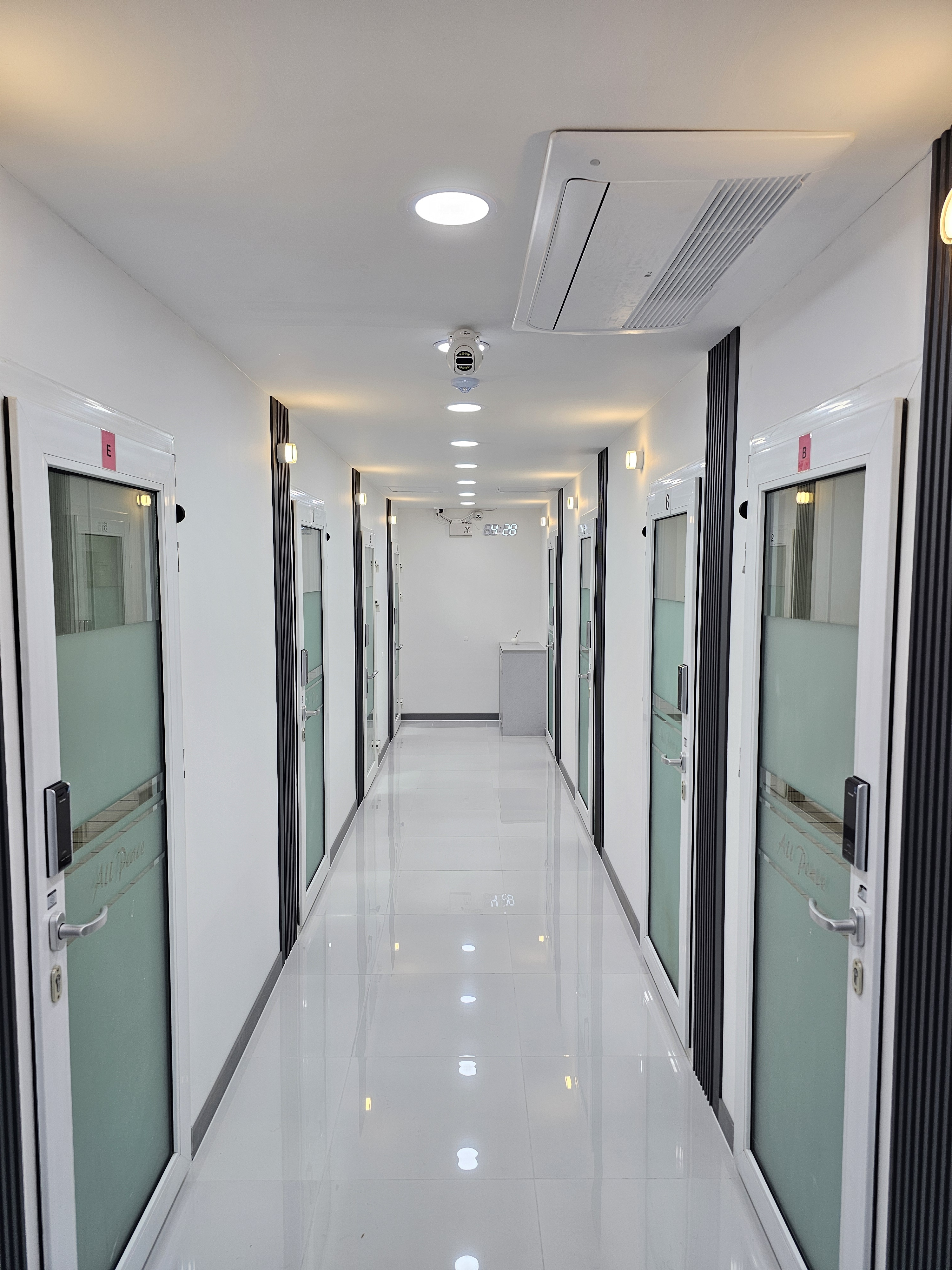 1번째 스튜디오 사진