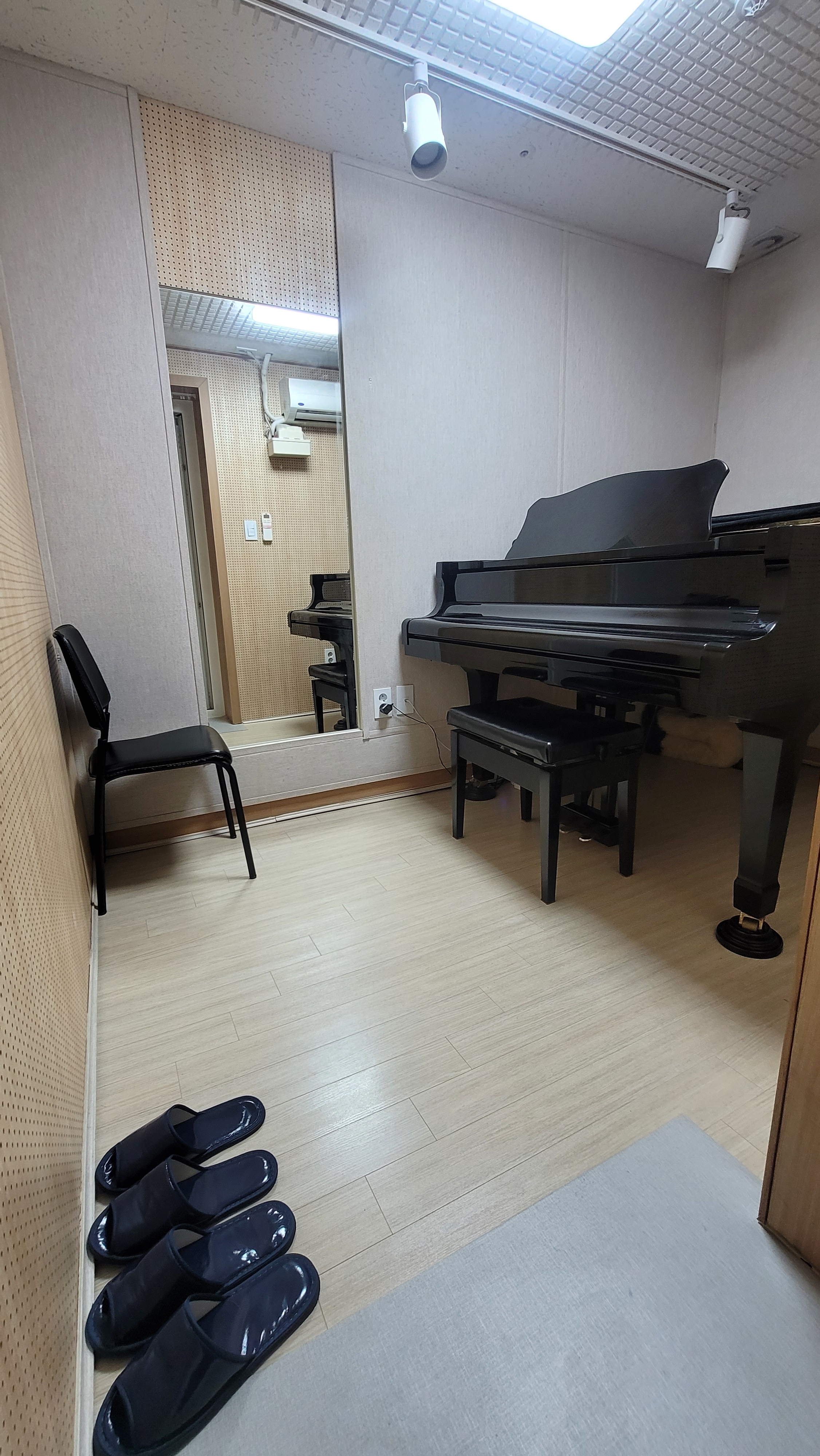 1번째 스튜디오 사진