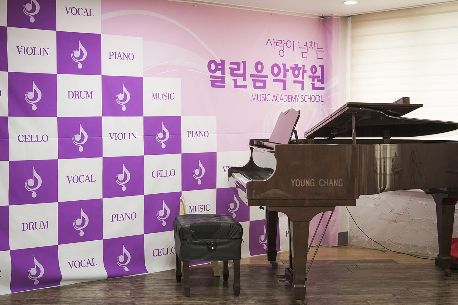 1번째 스튜디오 사진