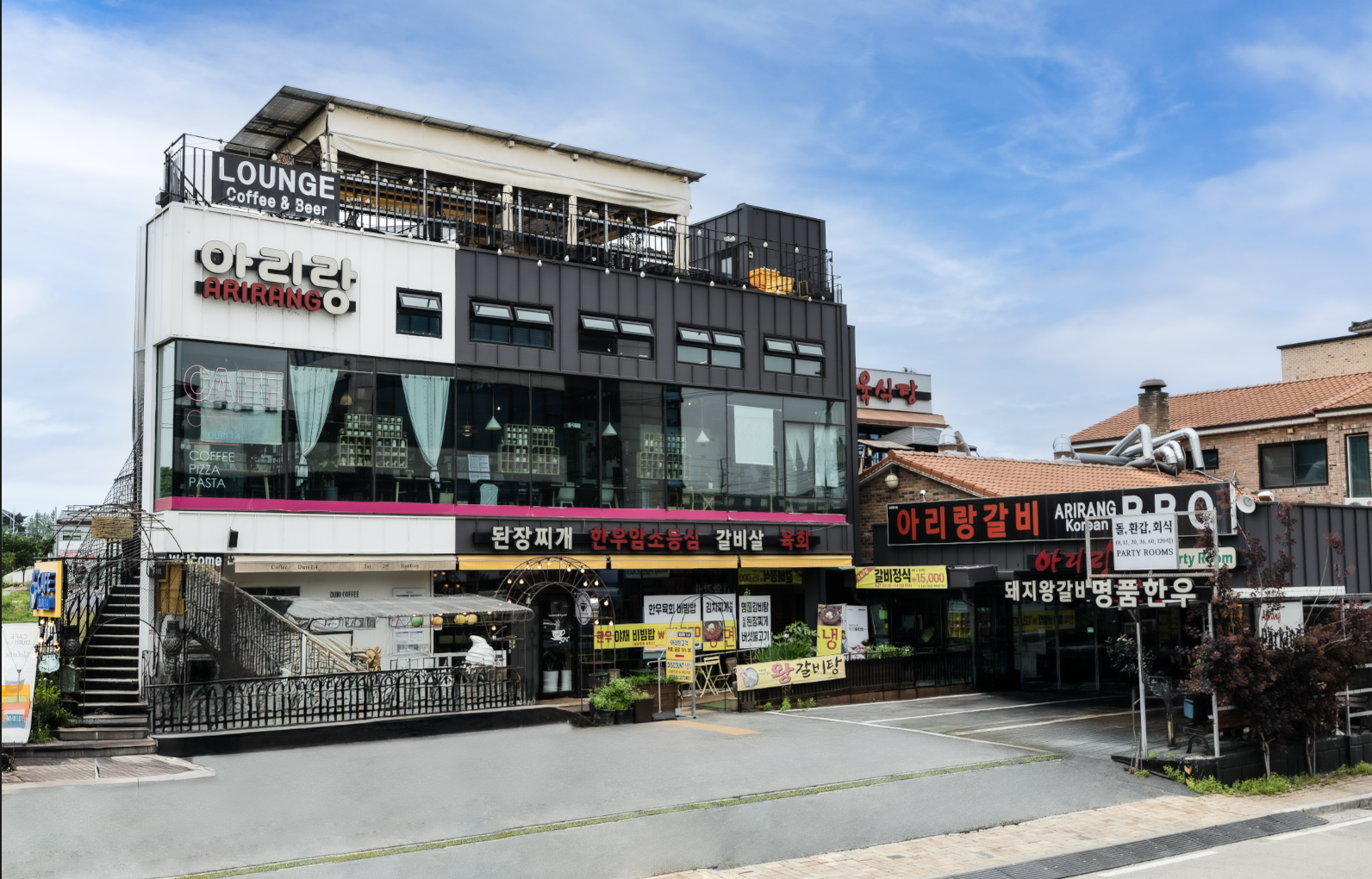 아리랑 숯불갈비 내부 또는 관련 모습