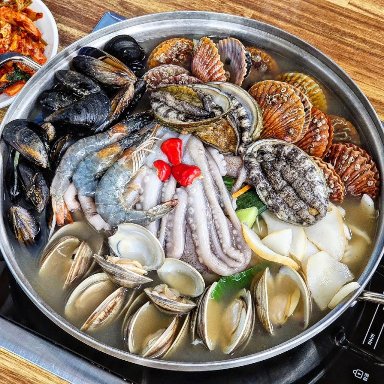 박승광해물손칼국수 아산신정호점
