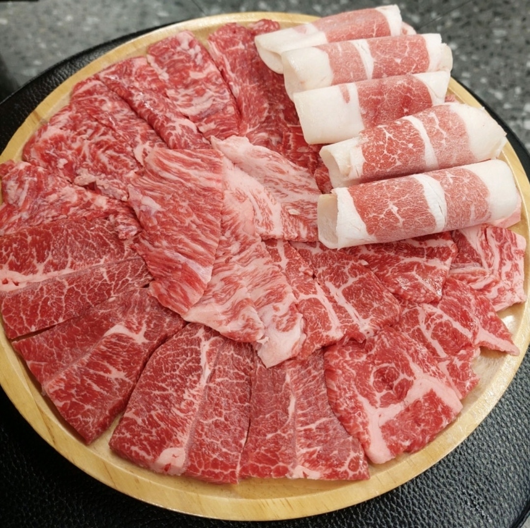 솥뚜껑미나리삼겹살 송천대명점
