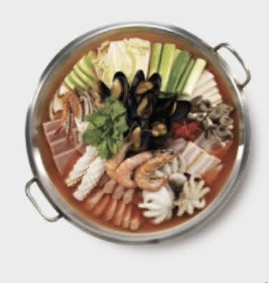 놀부부대찌개충주신