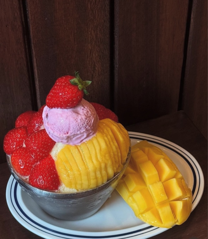 망고반 딸기반 빙수
