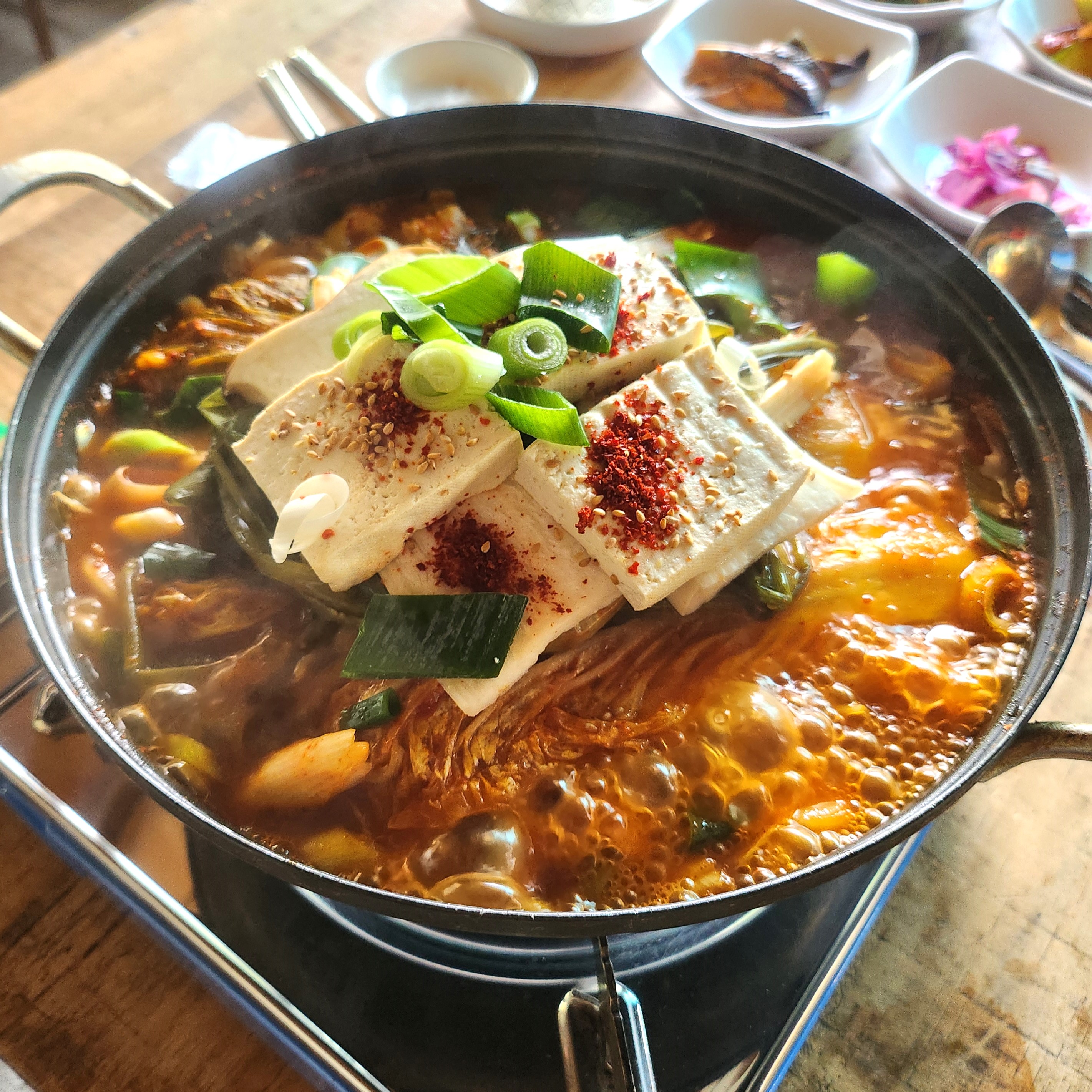 소나무집 이미지